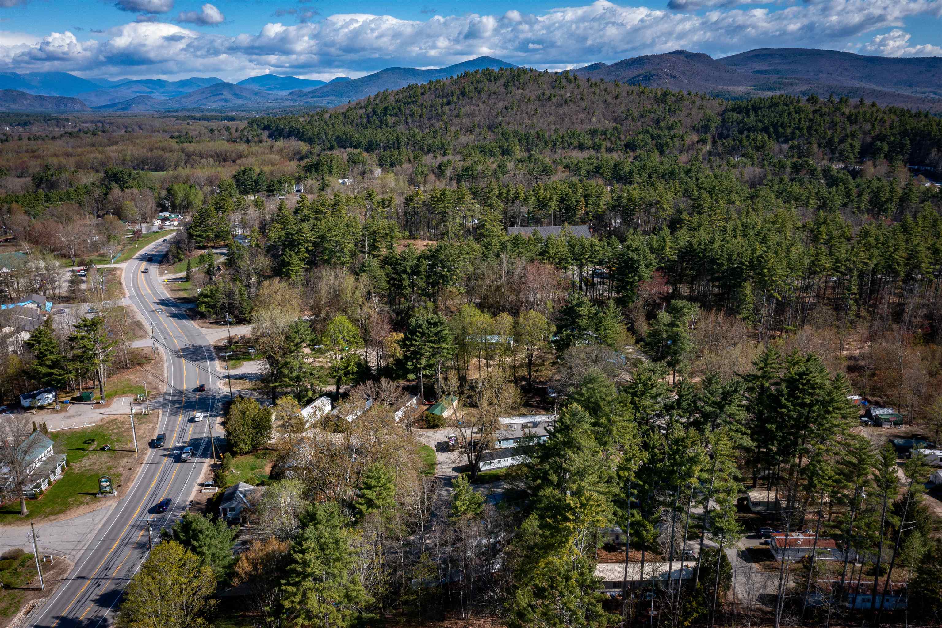 419 White Mountain Hw, Conway, NH 03860