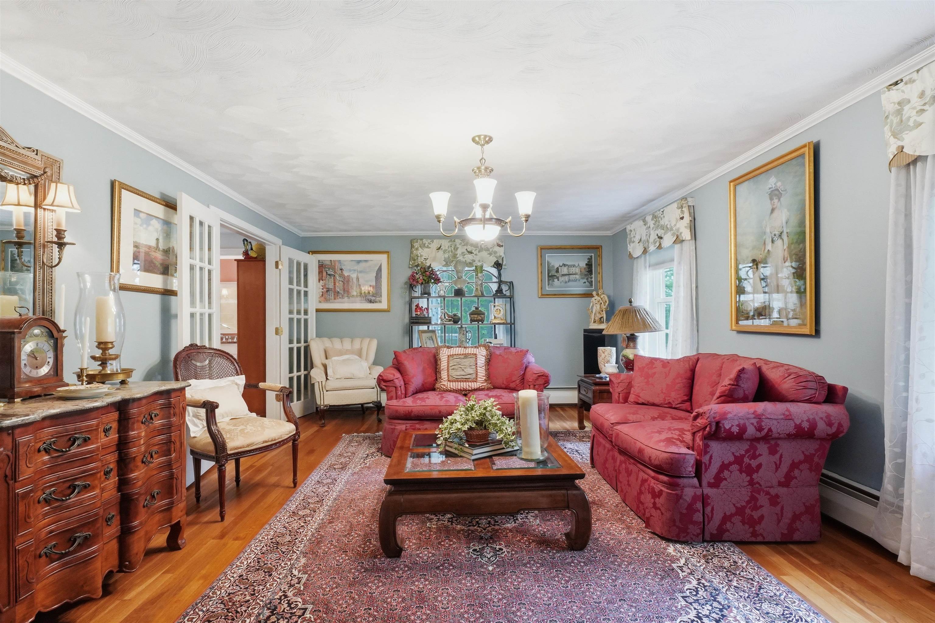 17 Rolling Ridge Rd, Windham, NH 03087