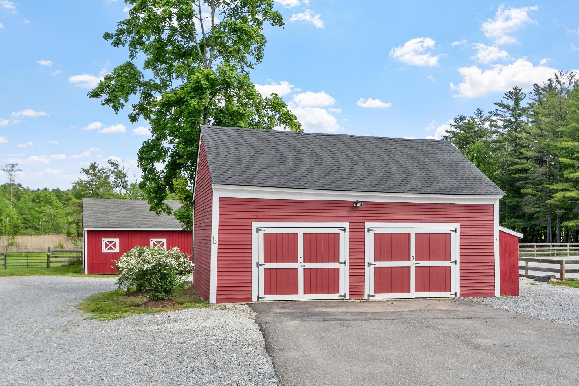 2 Pound Rd, Hollis, NH 03049