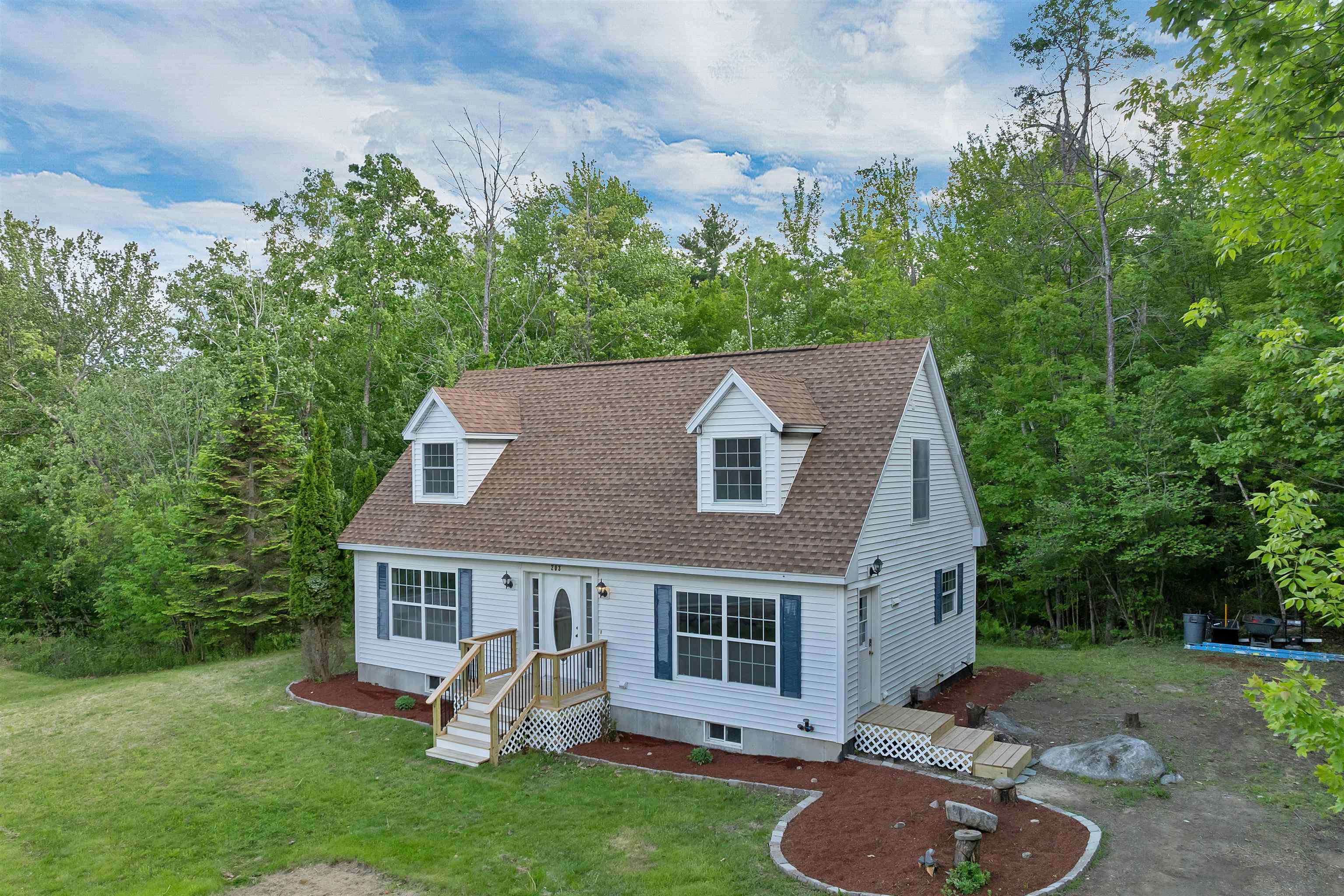 203 Pease Rd, Meredith, NH 03253