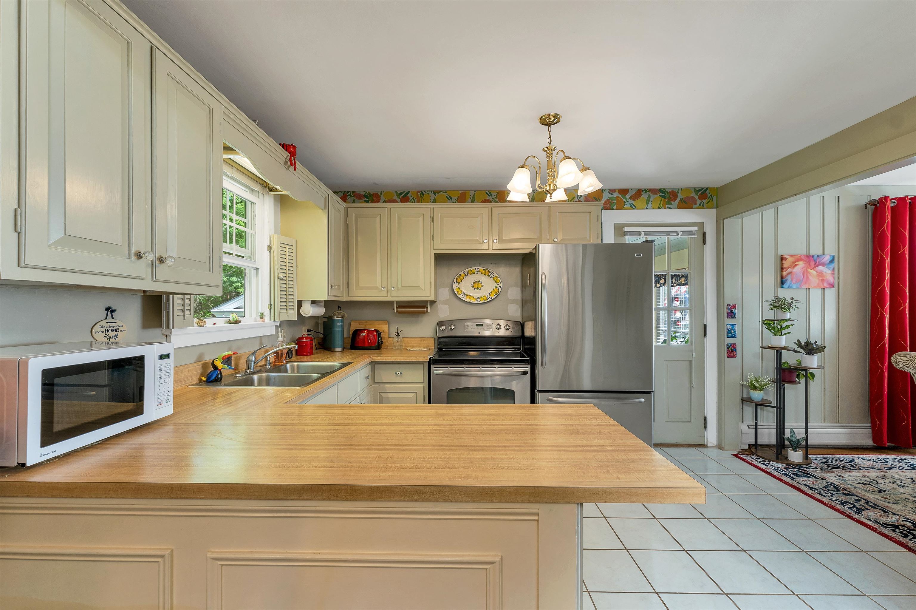 324 Prospect St, Franklin, NH 03235