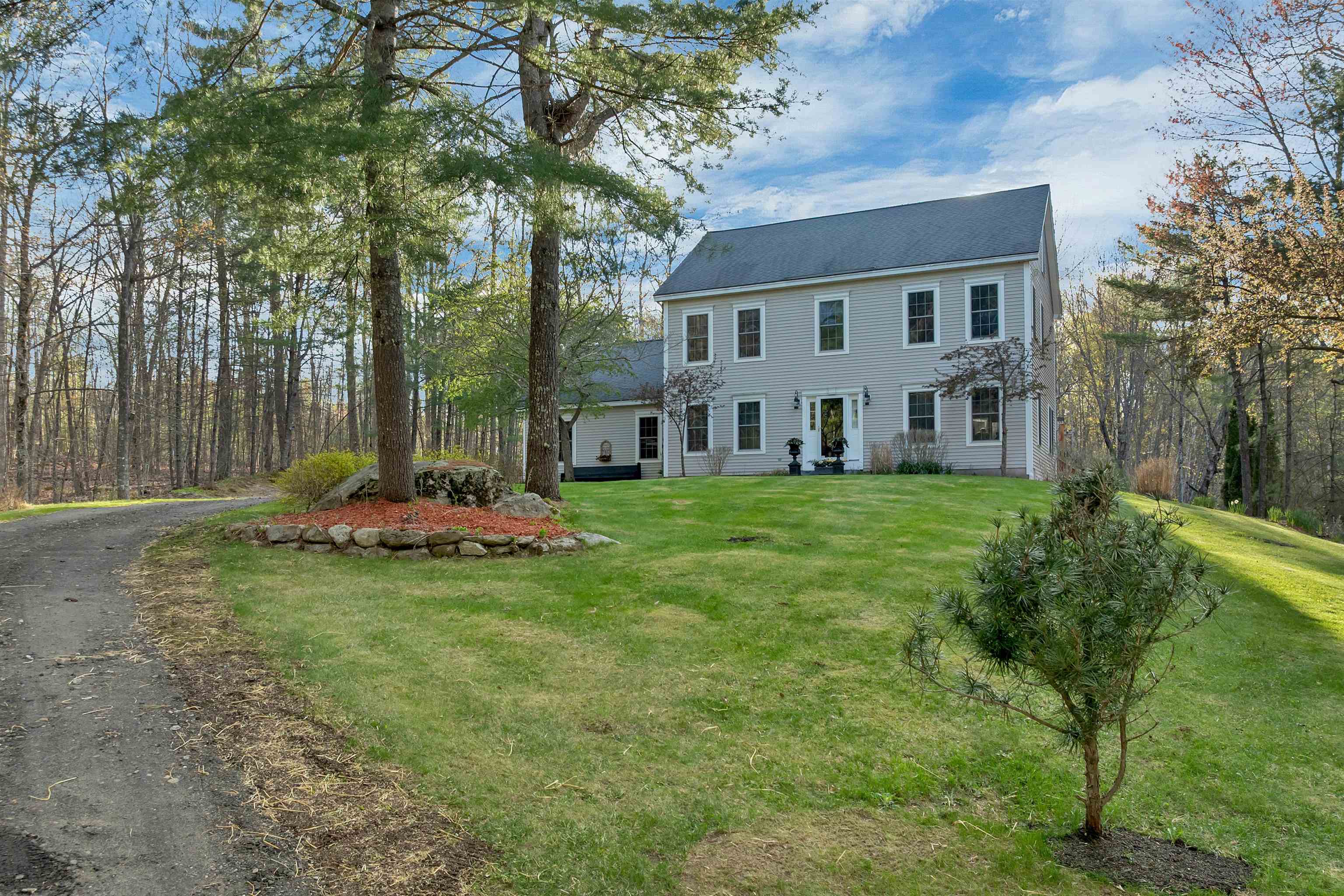58 Pointe Trinity Dr, Strafford, NH 03884