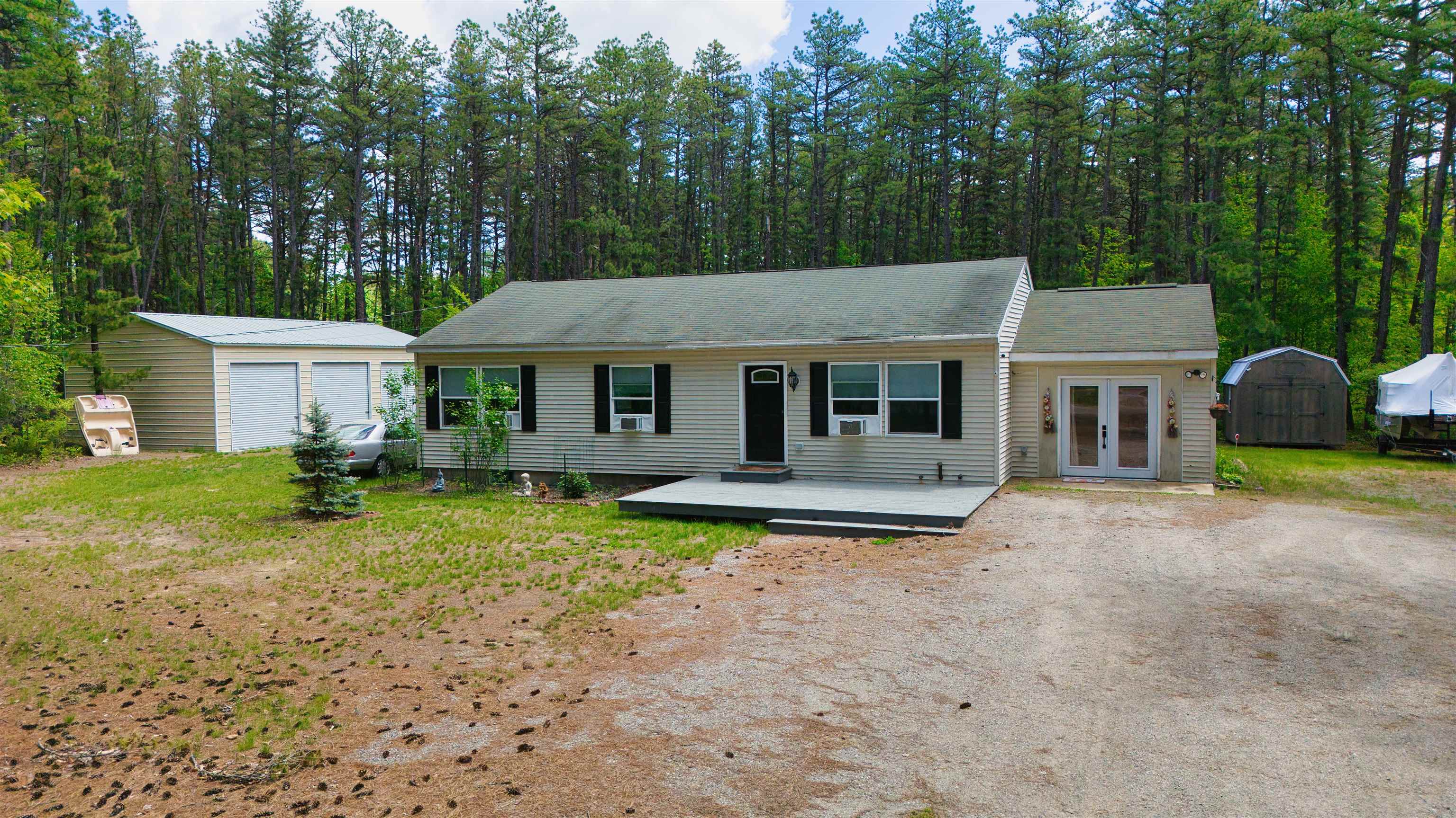 23 Stoddard Ln, Freedom, NH 03836