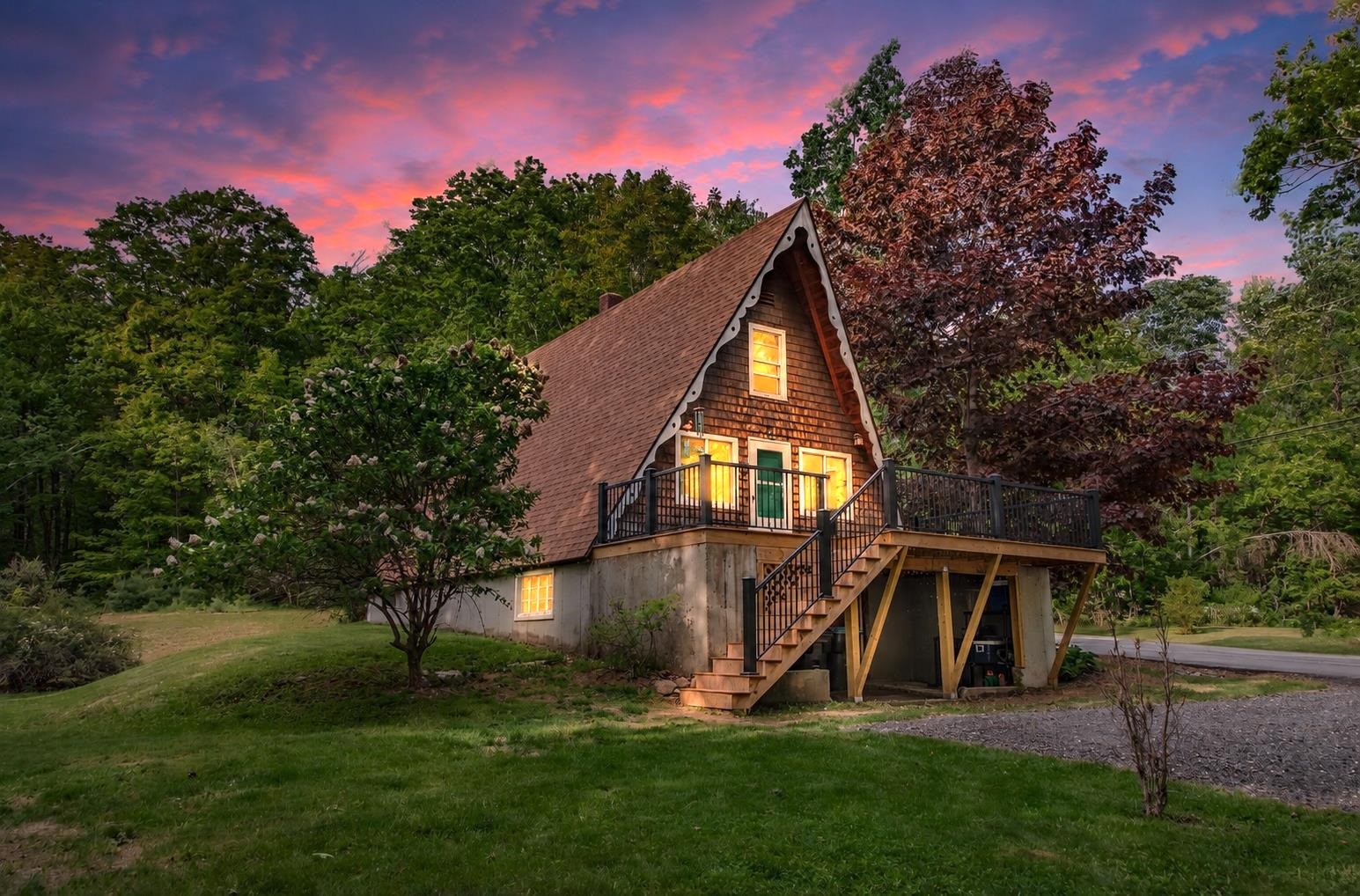21 Hoadley Rd, Belmont, NH 03220