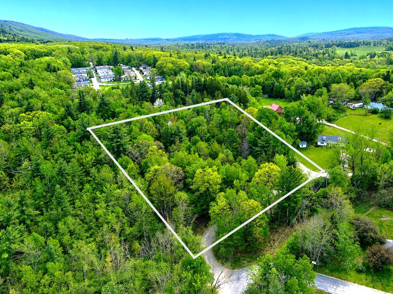 Bennington VT&nbsp;Land for sale $74,900 | 2.25 Acres  | Price Per Acre $0  | Total Lots 3