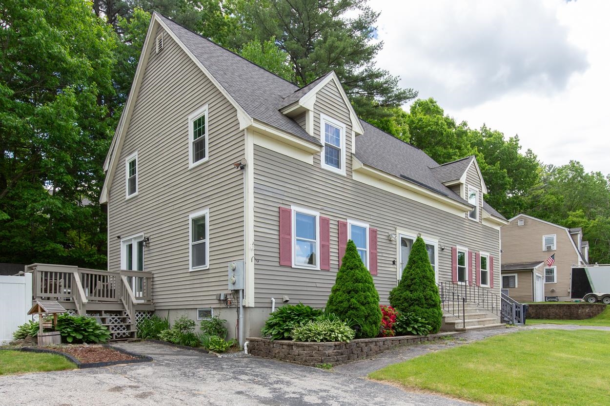 25 Tiger Tail Cir, Derry, NH 03038