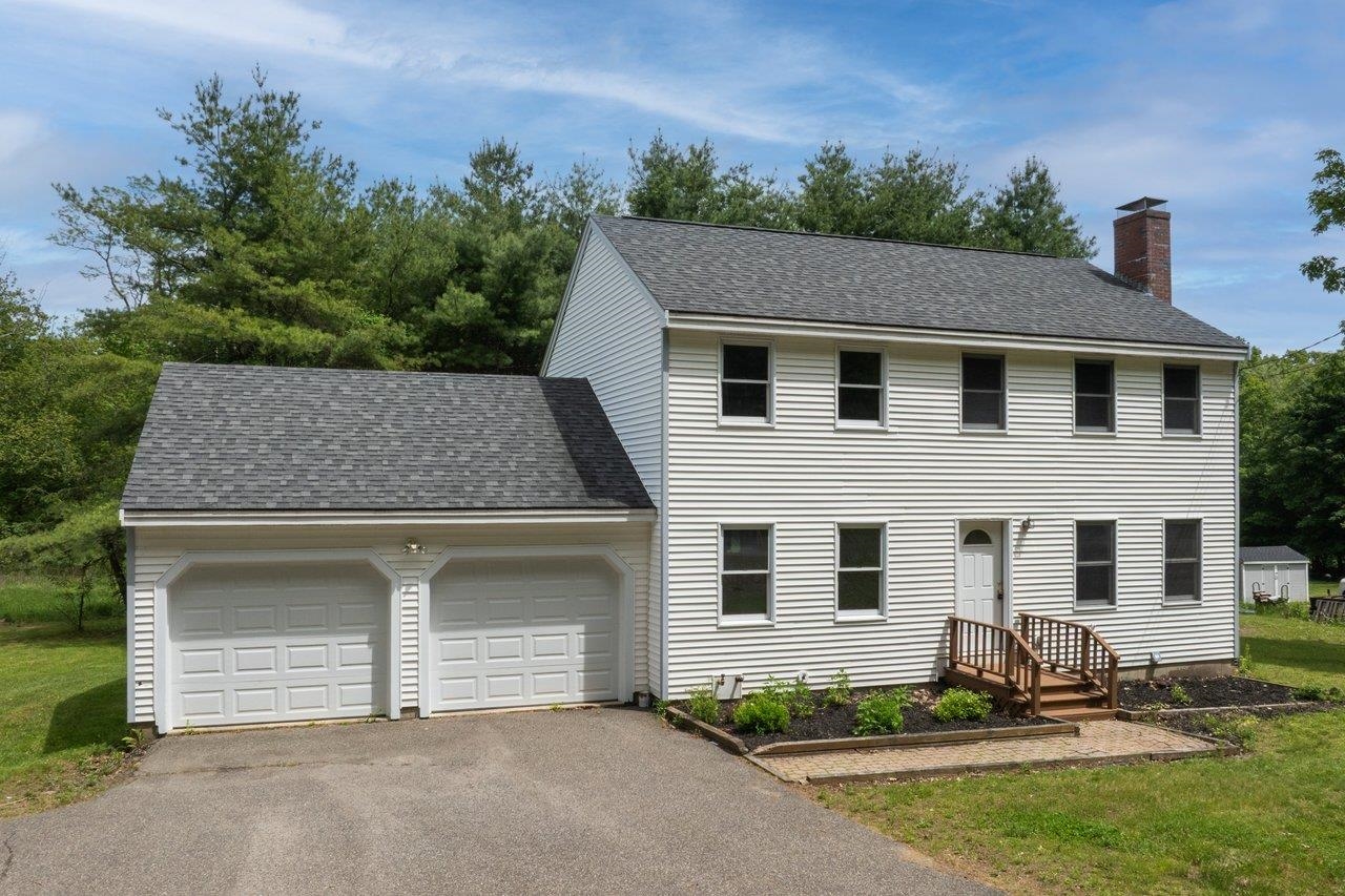 11 Lovell Rd, Stratham, NH 03885