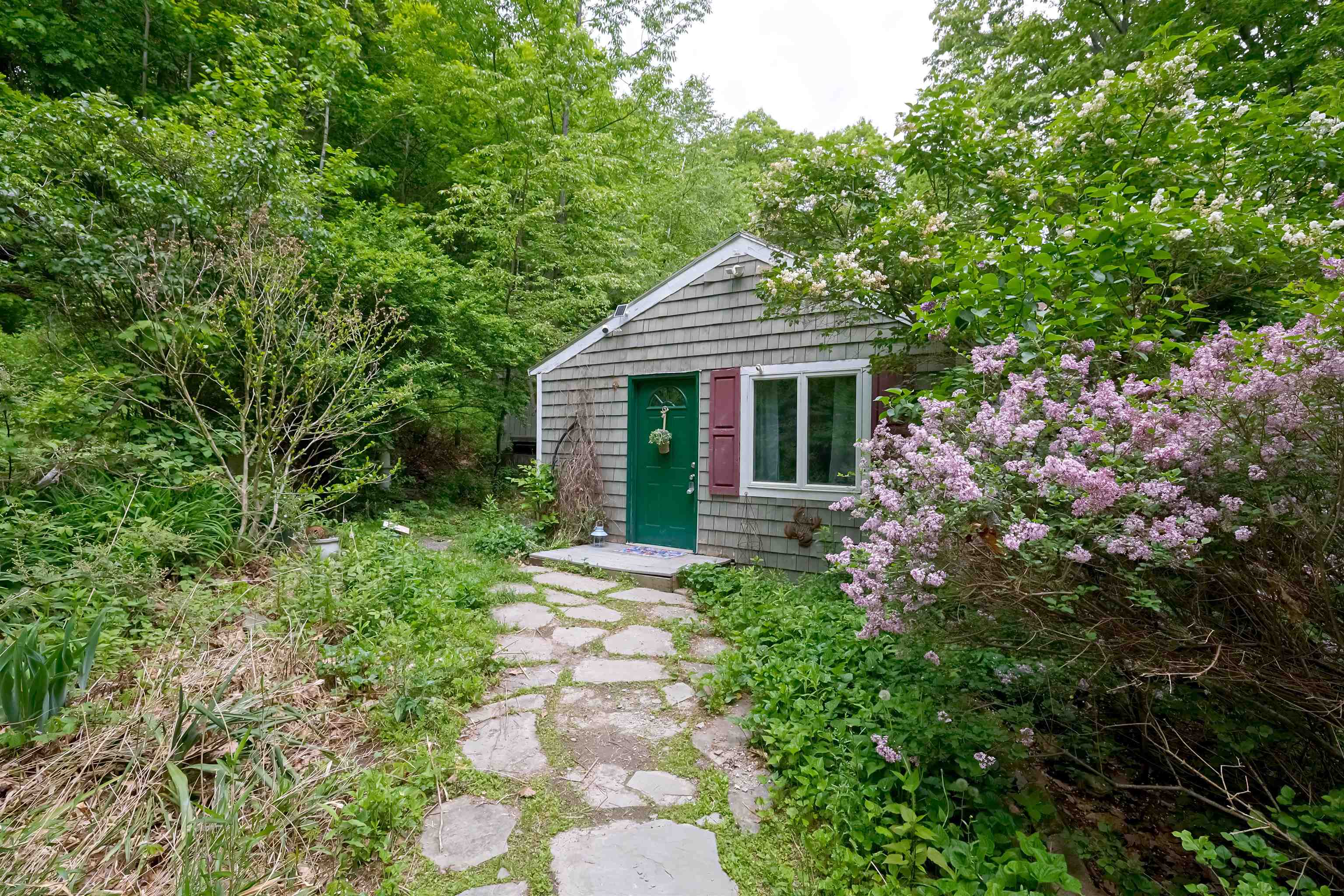93 North Rd, New Ipswich, NH 03071