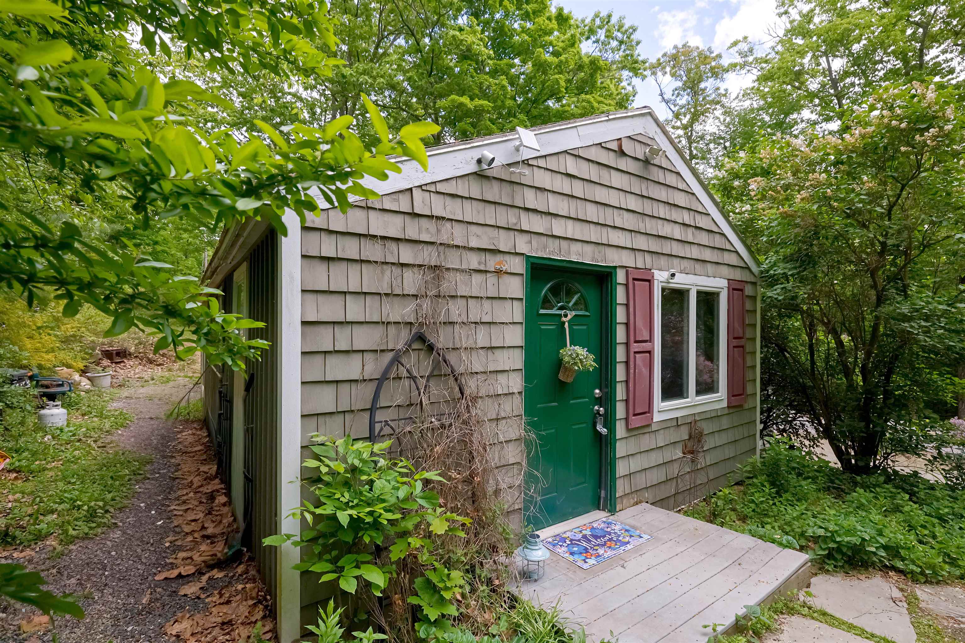 93 North Rd, New Ipswich, NH 03071
