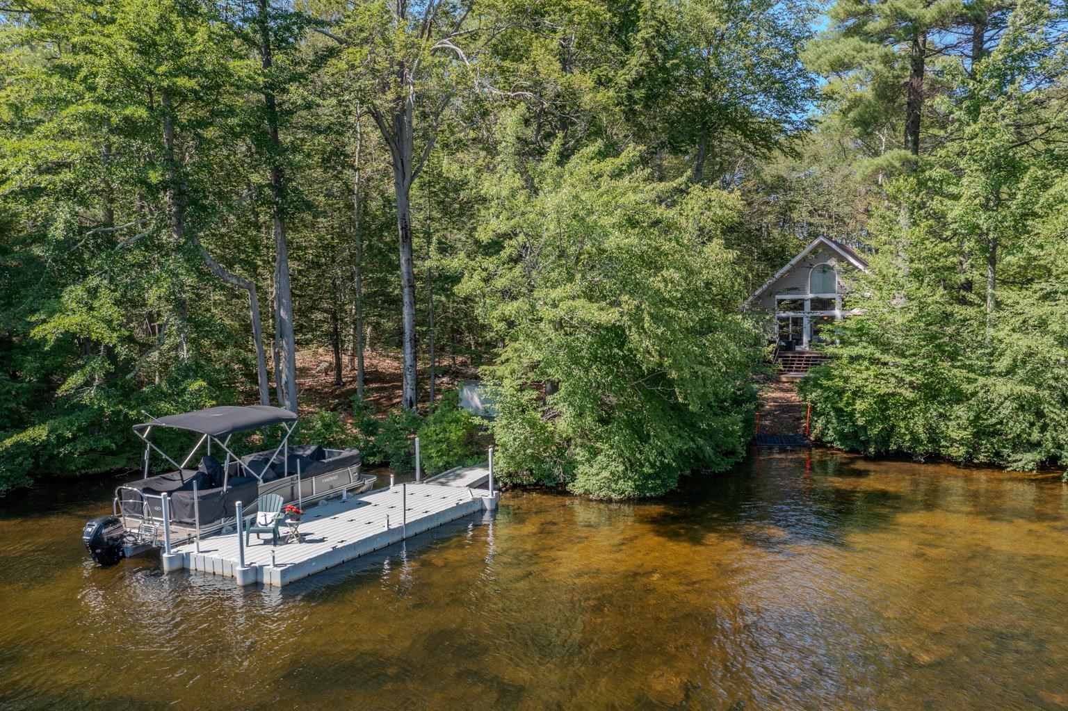 60 Beech Island, Strafford, NH 03884