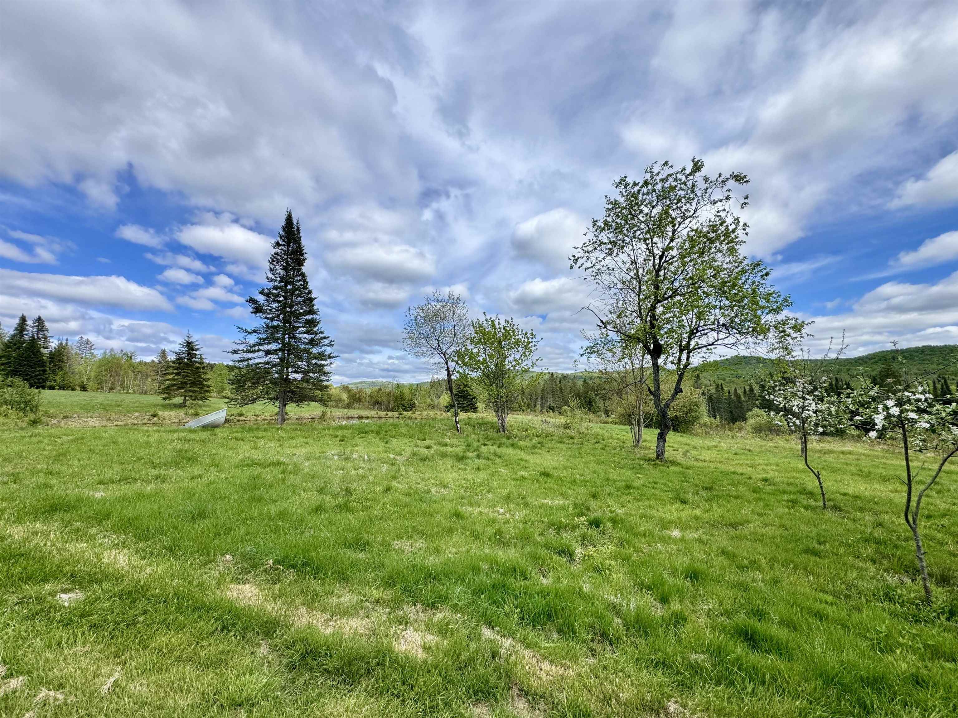 26 Ad Chase Rd, Pittsburg, NH 03597