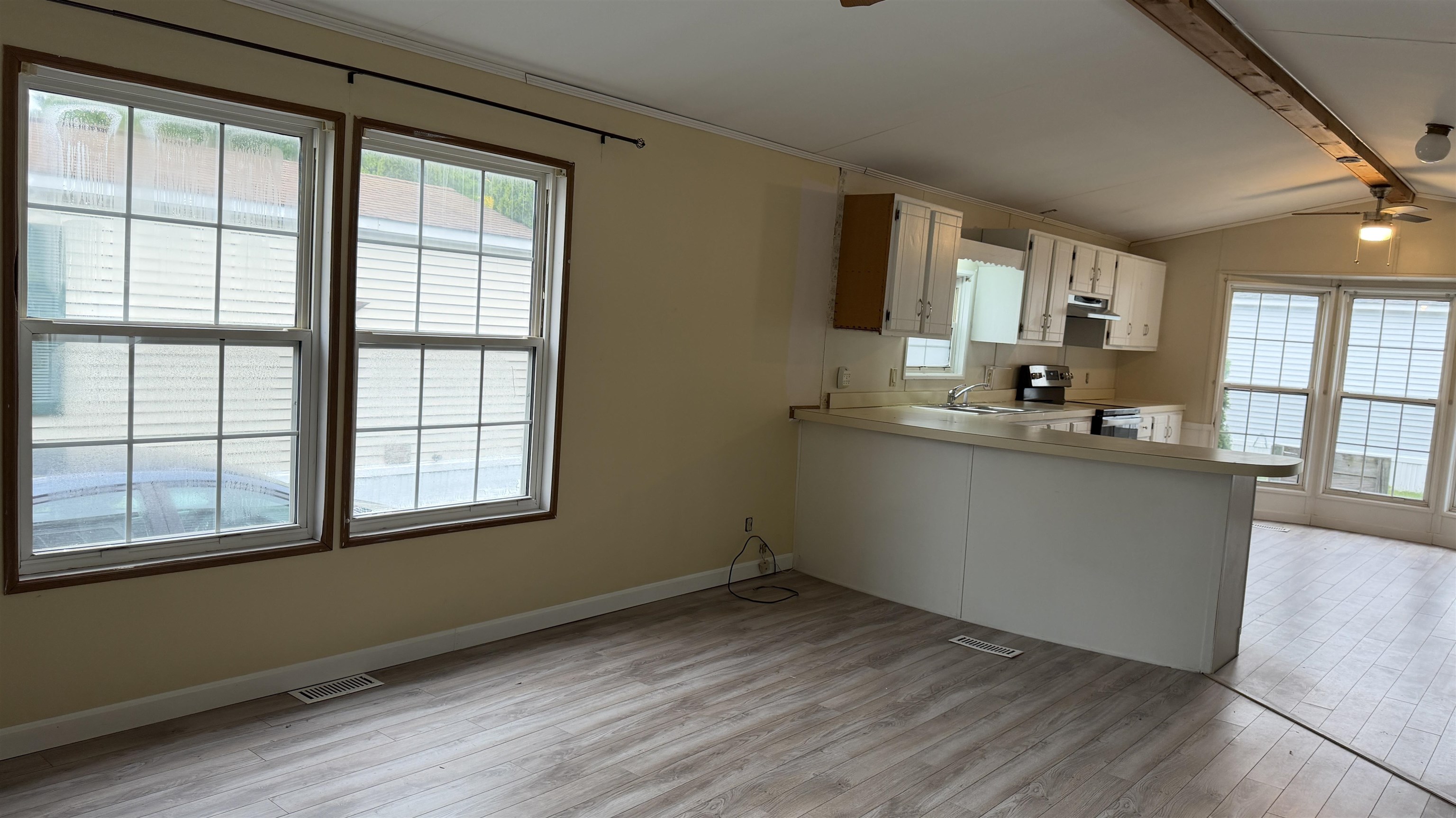 78 Thistle Way, Manchester, NH 03109