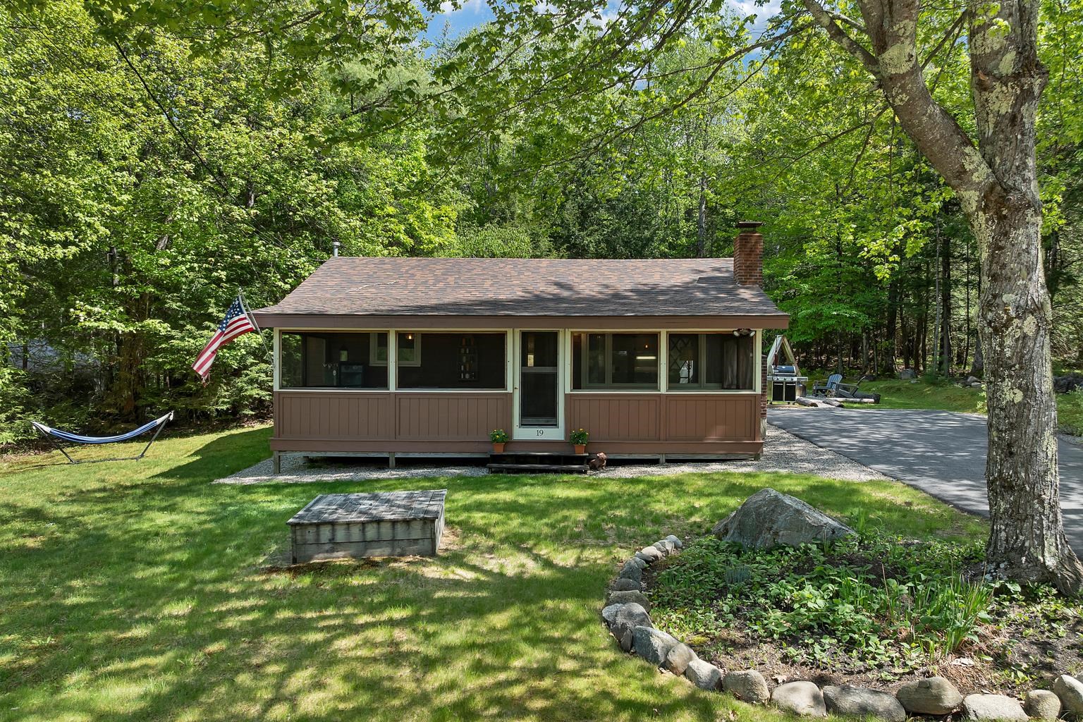 19 New Rd, Tuftonboro, NH 03850