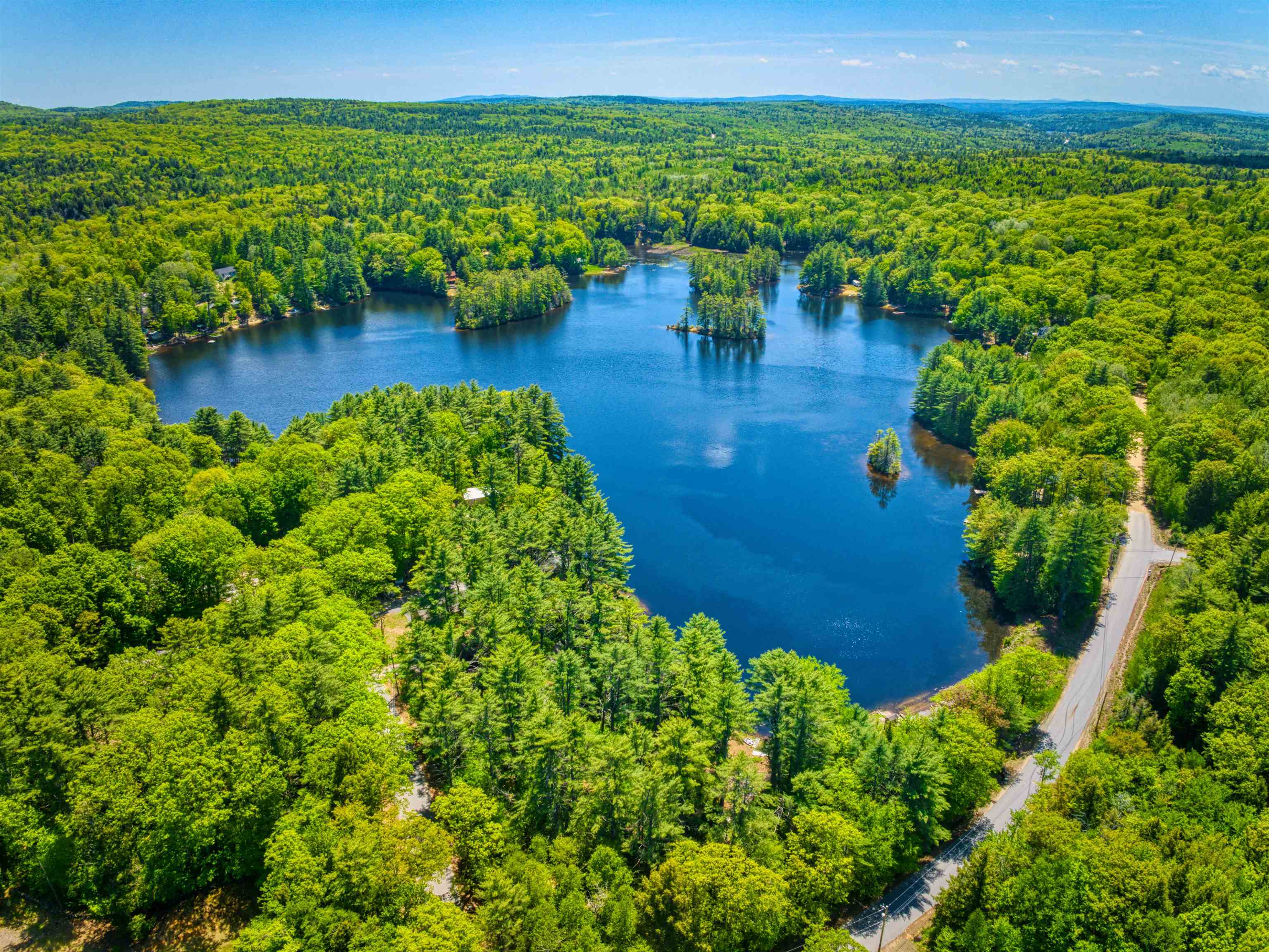 408 Brown Hill Rd, Belmont, NH 03220