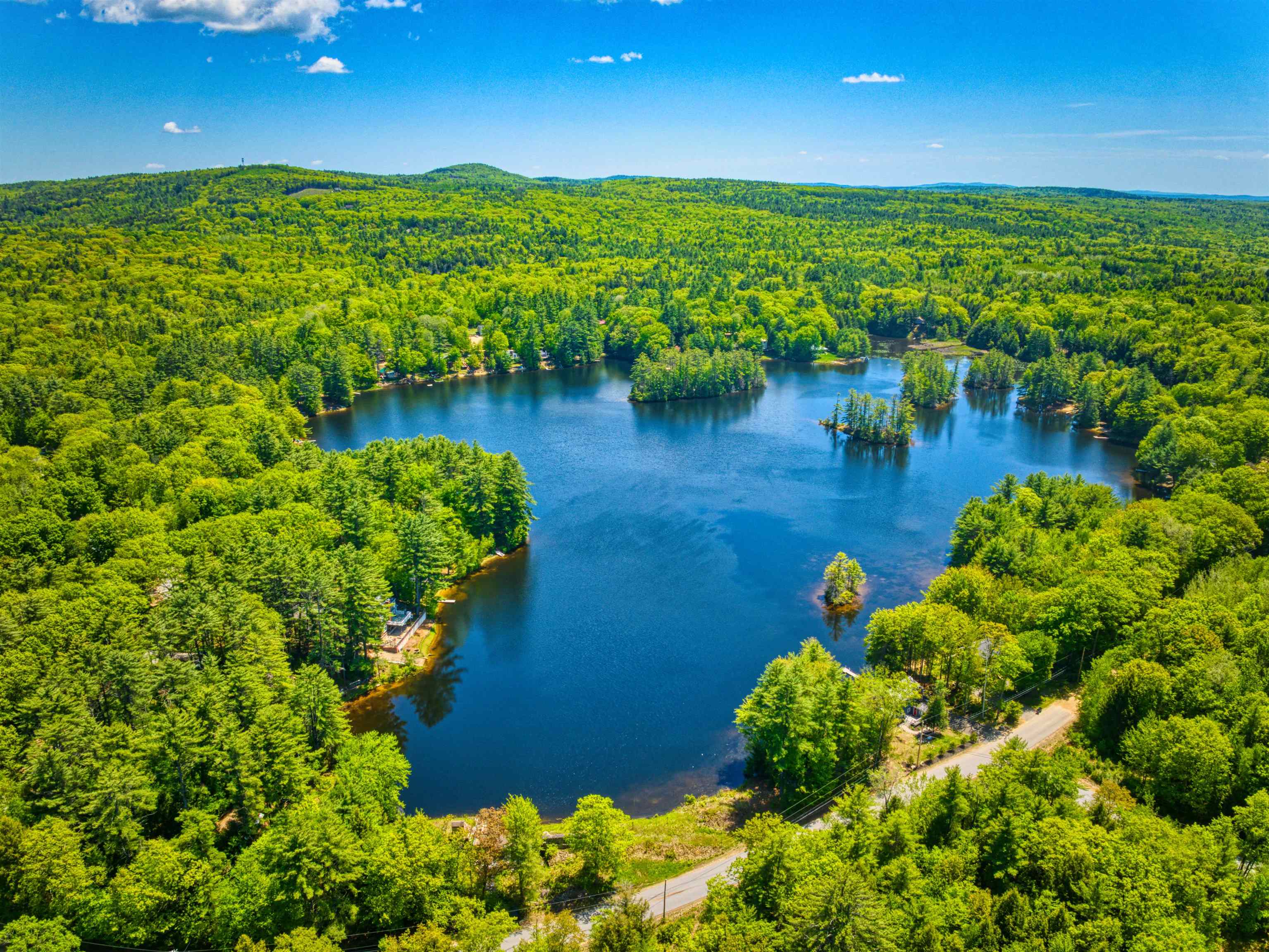 408 Brown Hill Rd, Belmont, NH 03220