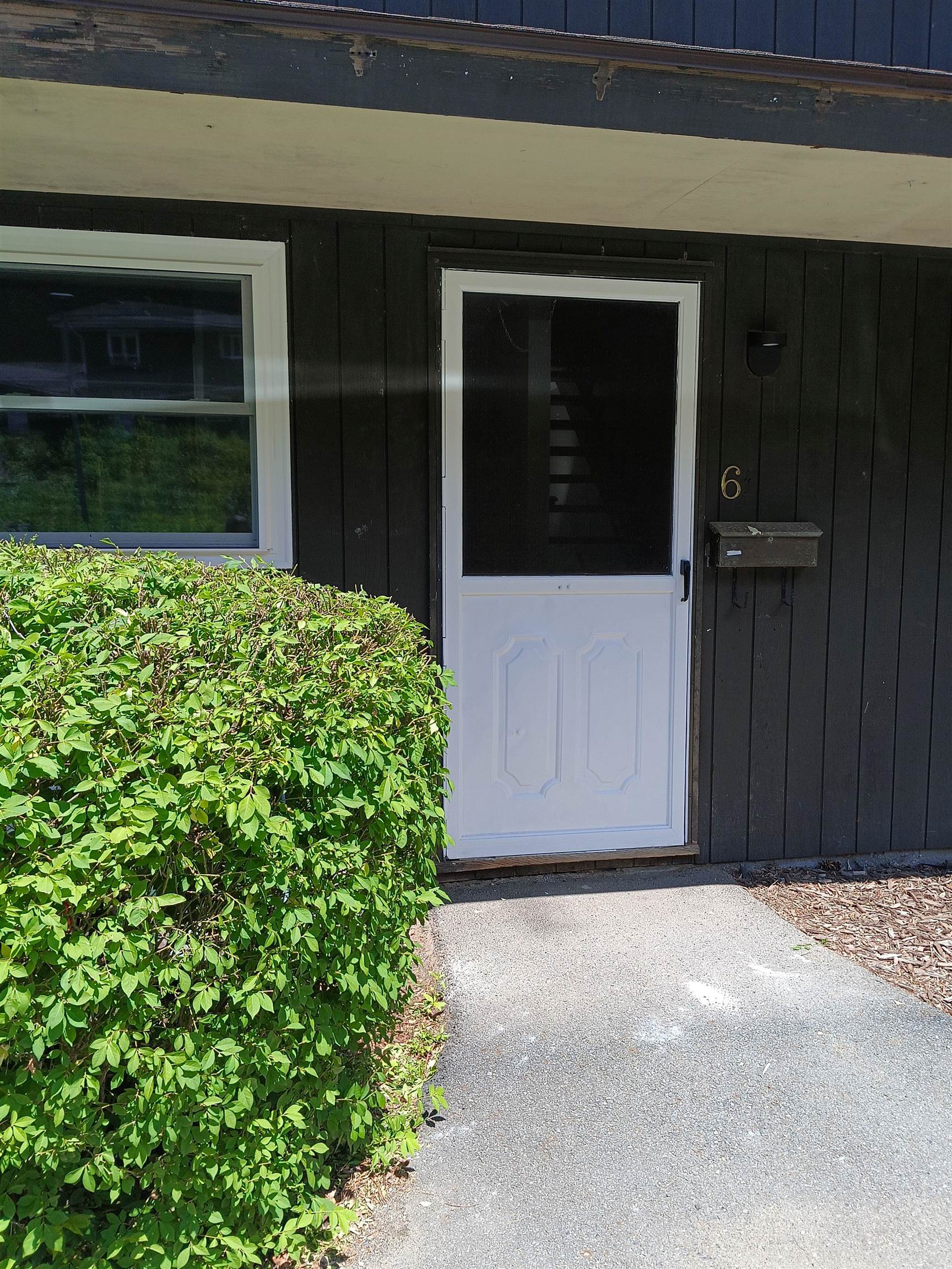 Brattleboro VT&nbsp;Condo for sale $210,000 $226 per sq.ft.