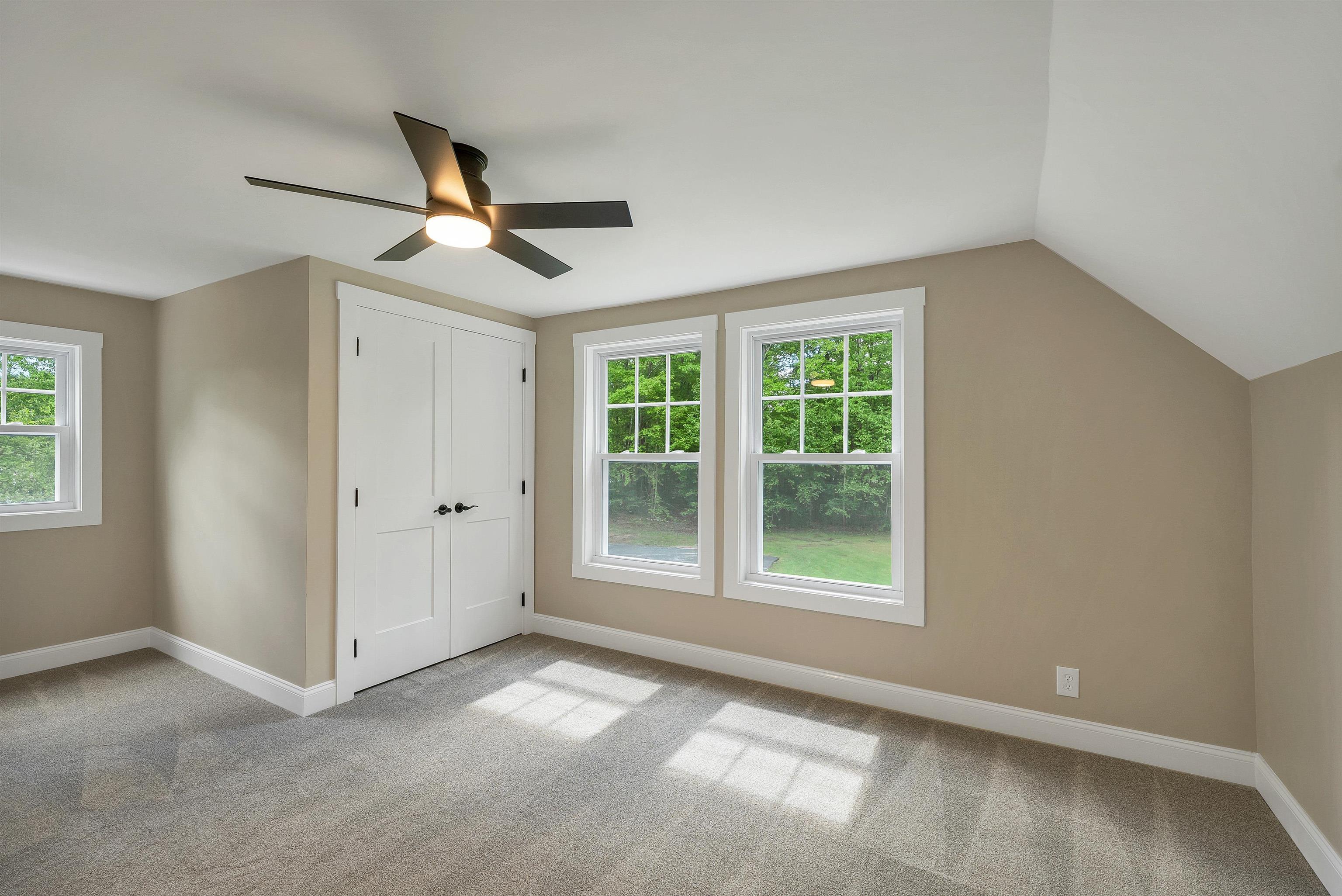 260 Center Hill Rd, Epsom, NH 03234