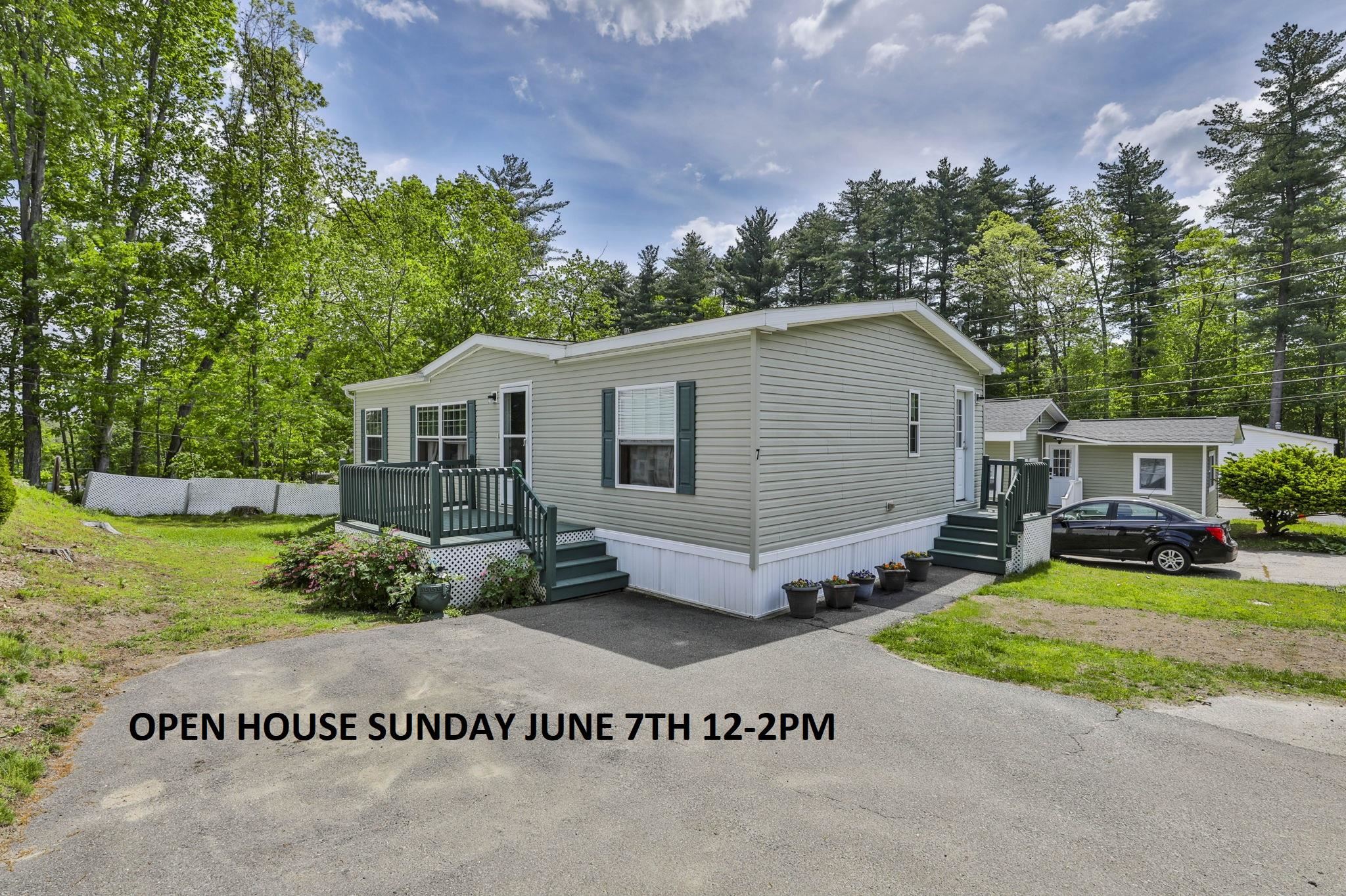 7 Pearl Ct, Merrimack, NH 03054