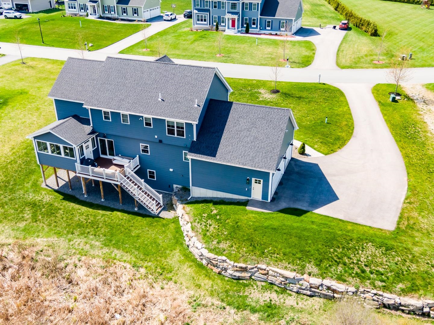 18 Caymus Rg, Salem, NH 03079