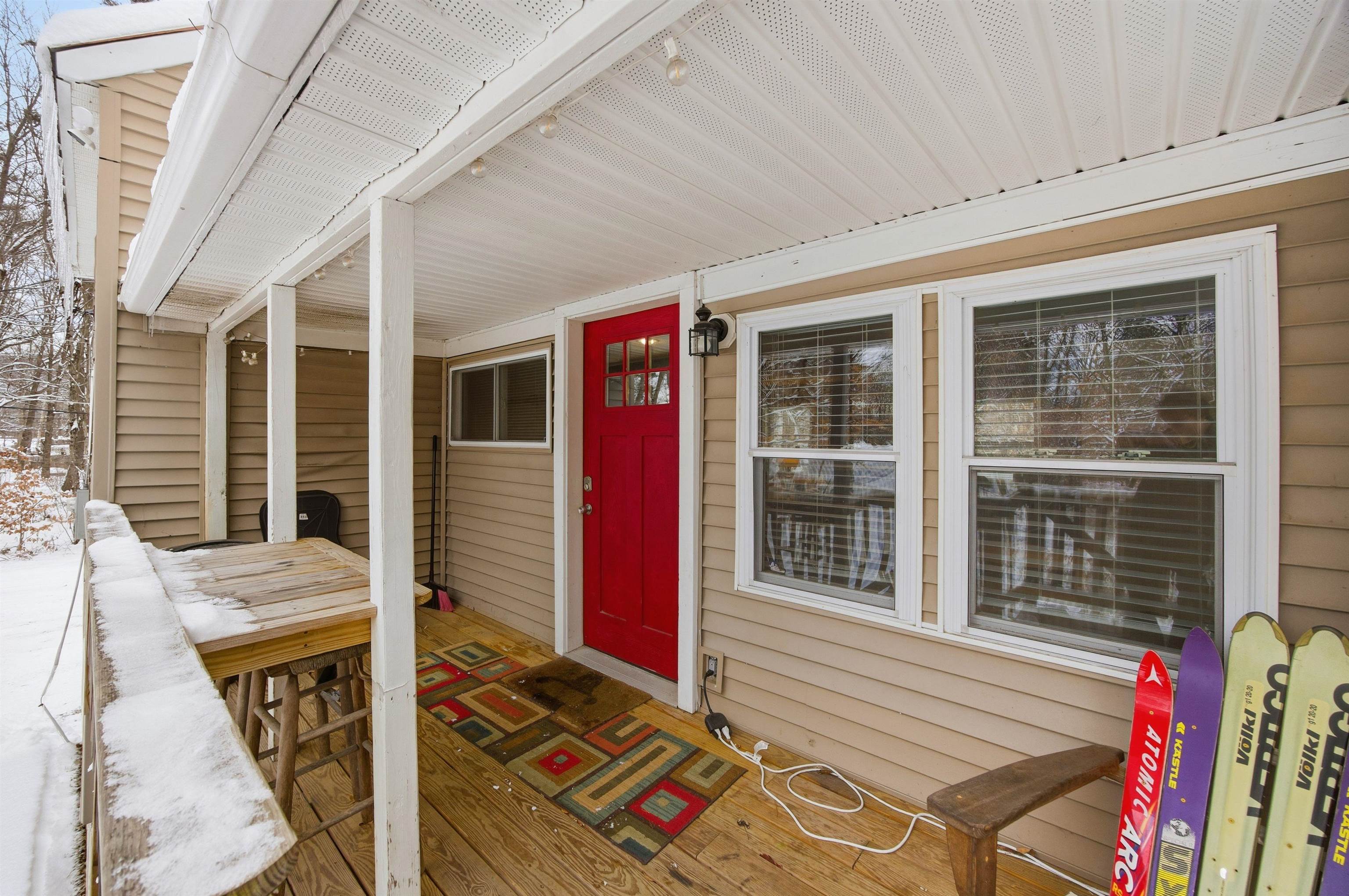 30 Moat Brook Dr, Conway, NH 03818