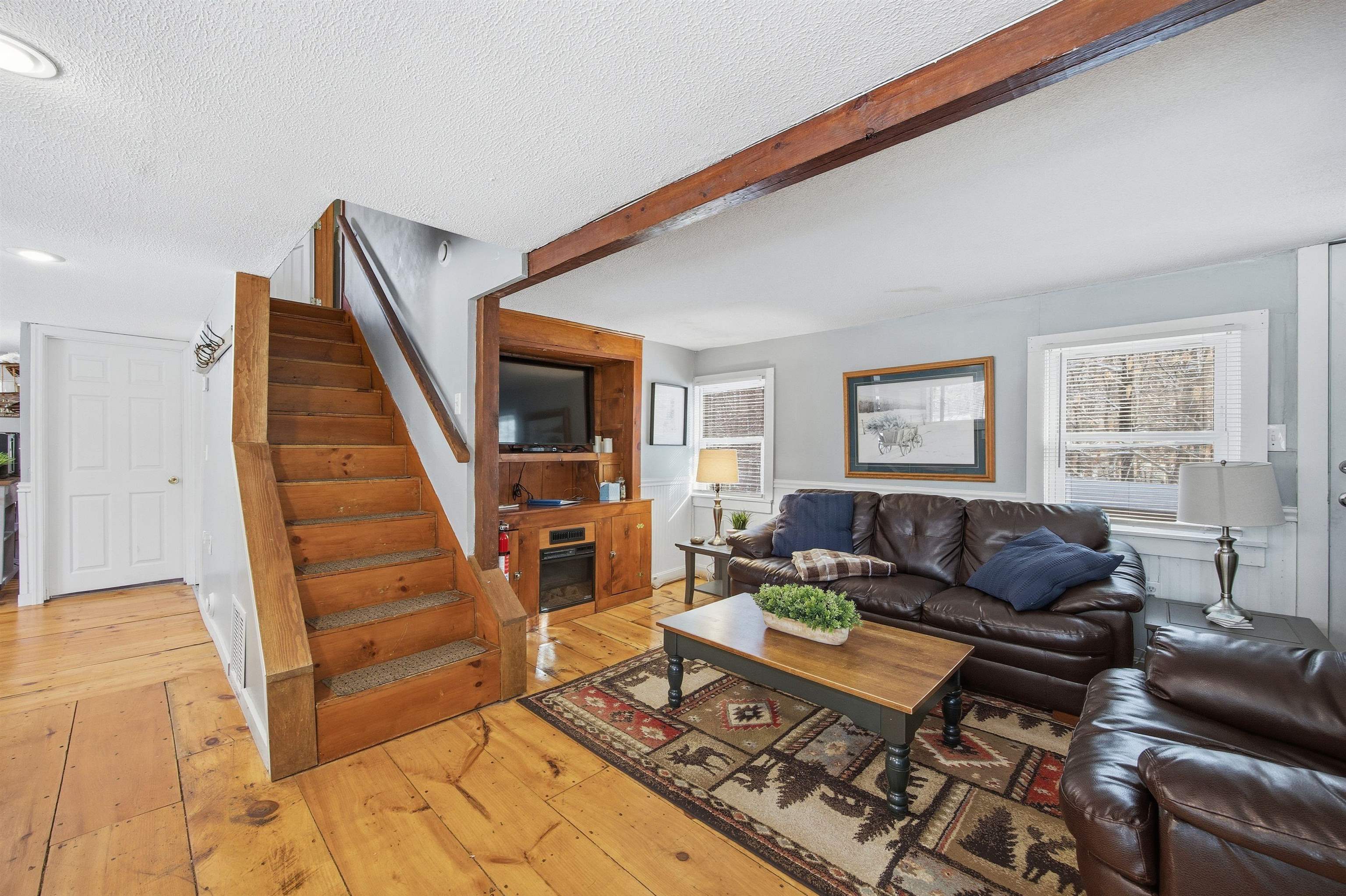 30 Moat Brook Dr, Conway, NH 03818