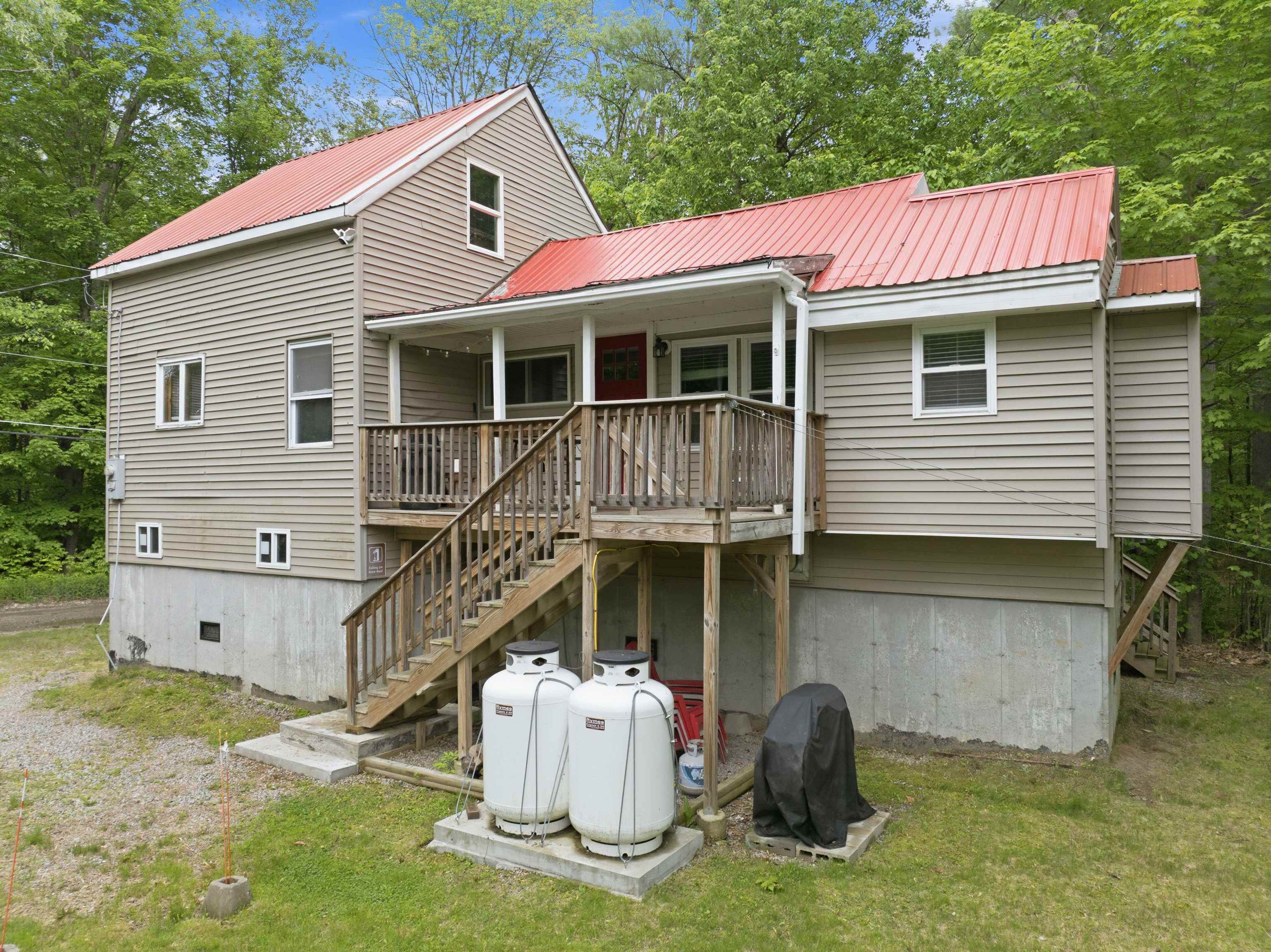 30 Moat Brook Dr, Conway, NH 03818