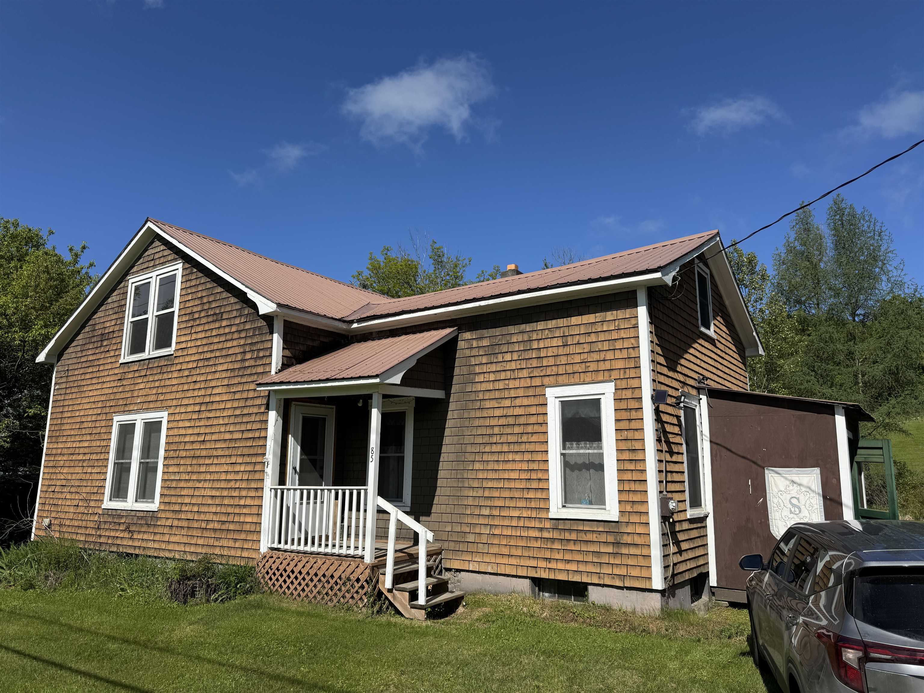 85 Creek Road