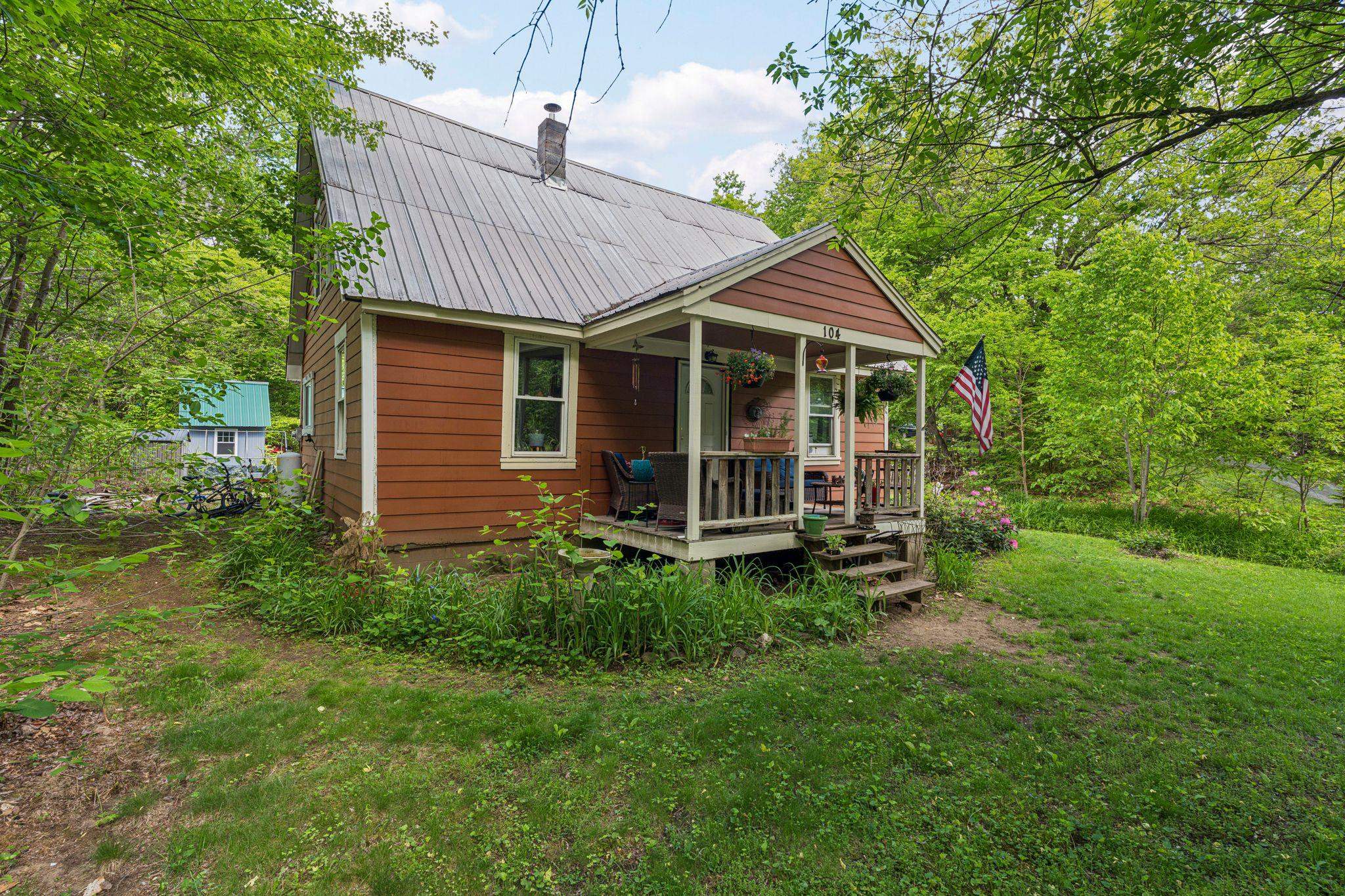 104 Jones Rd, Charlestown, NH 03603