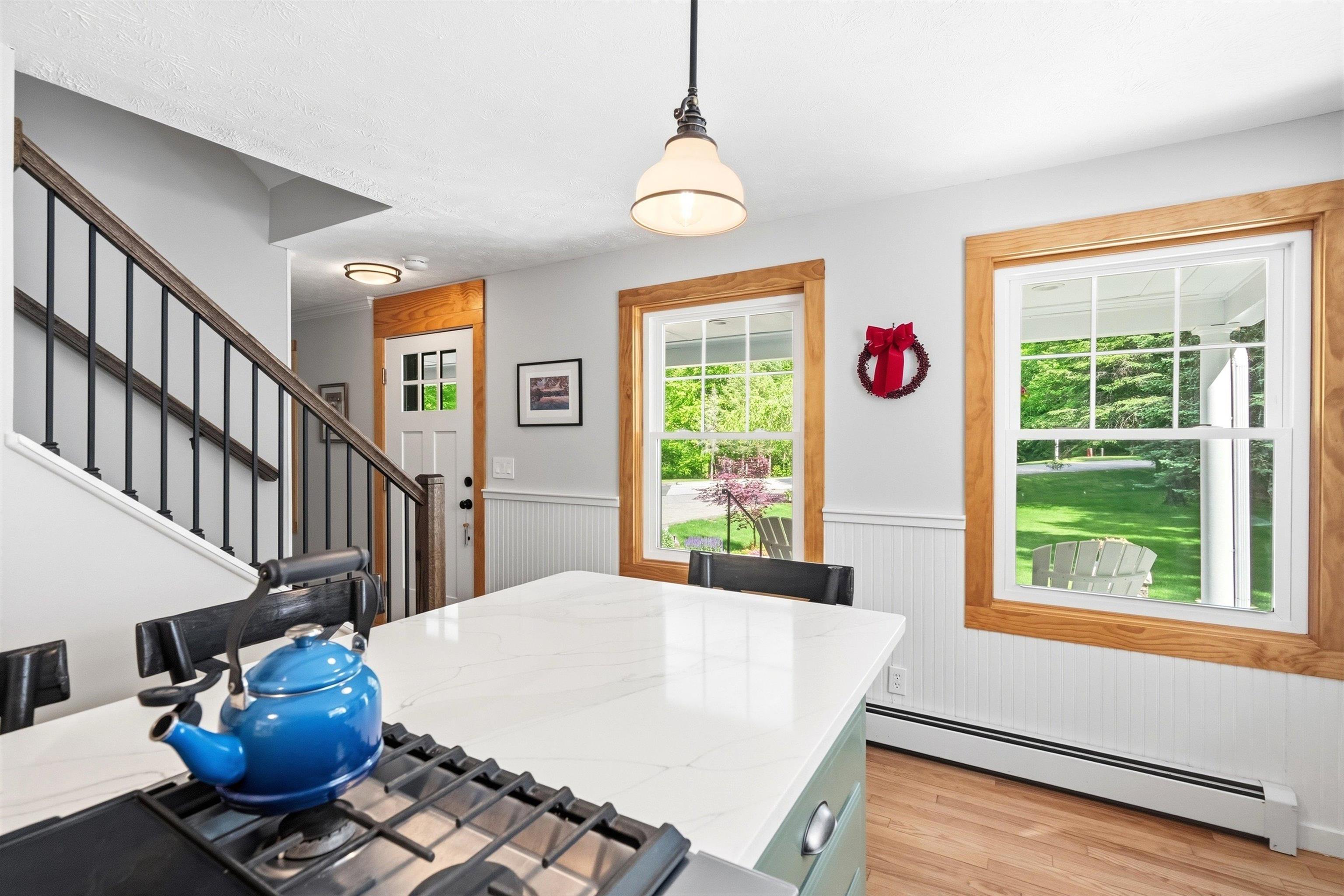 16 Hampshire Dr, Gilford, NH 03249
