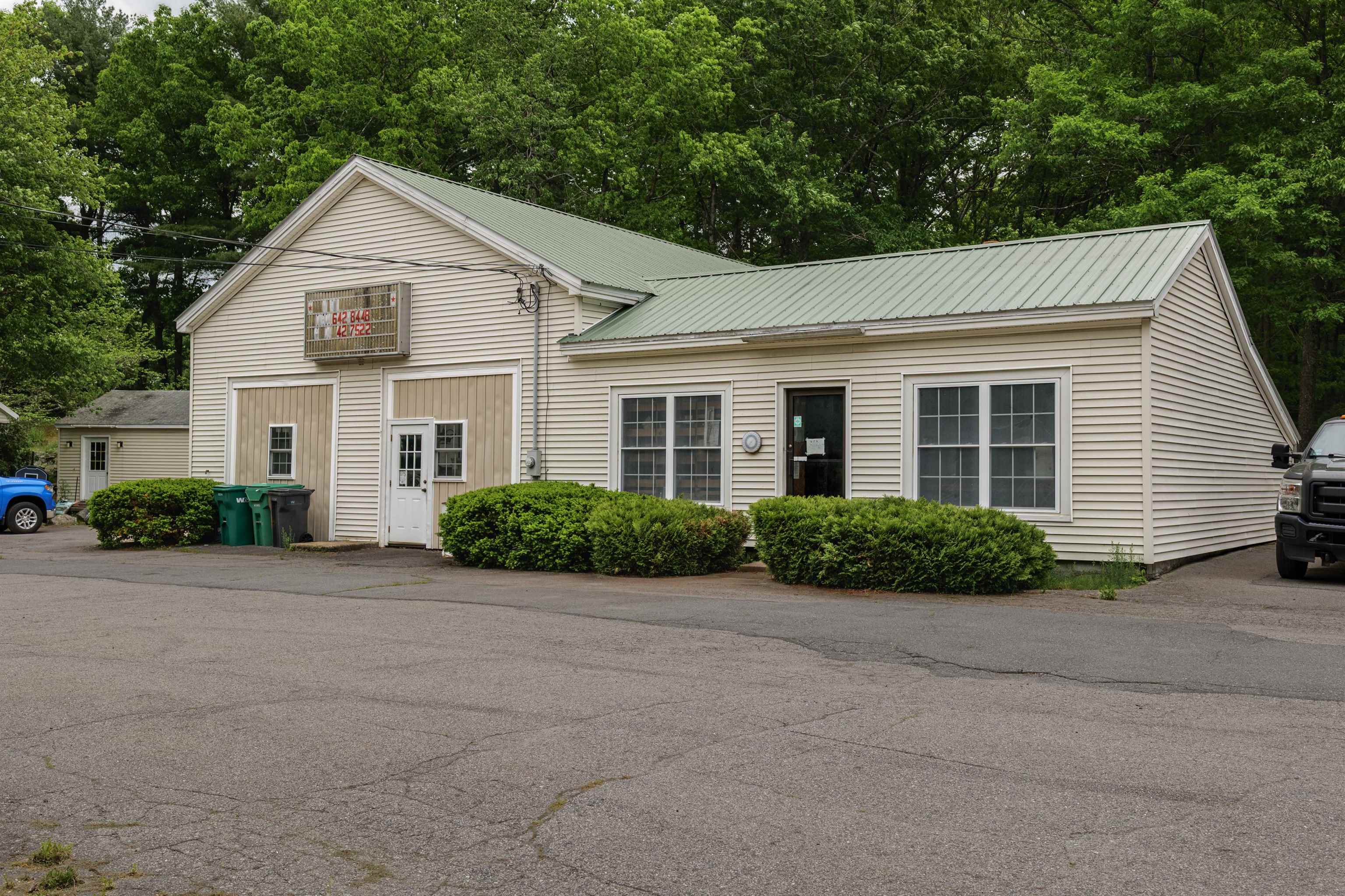 33 Haverhill Rd, East Kingston, NH 03827