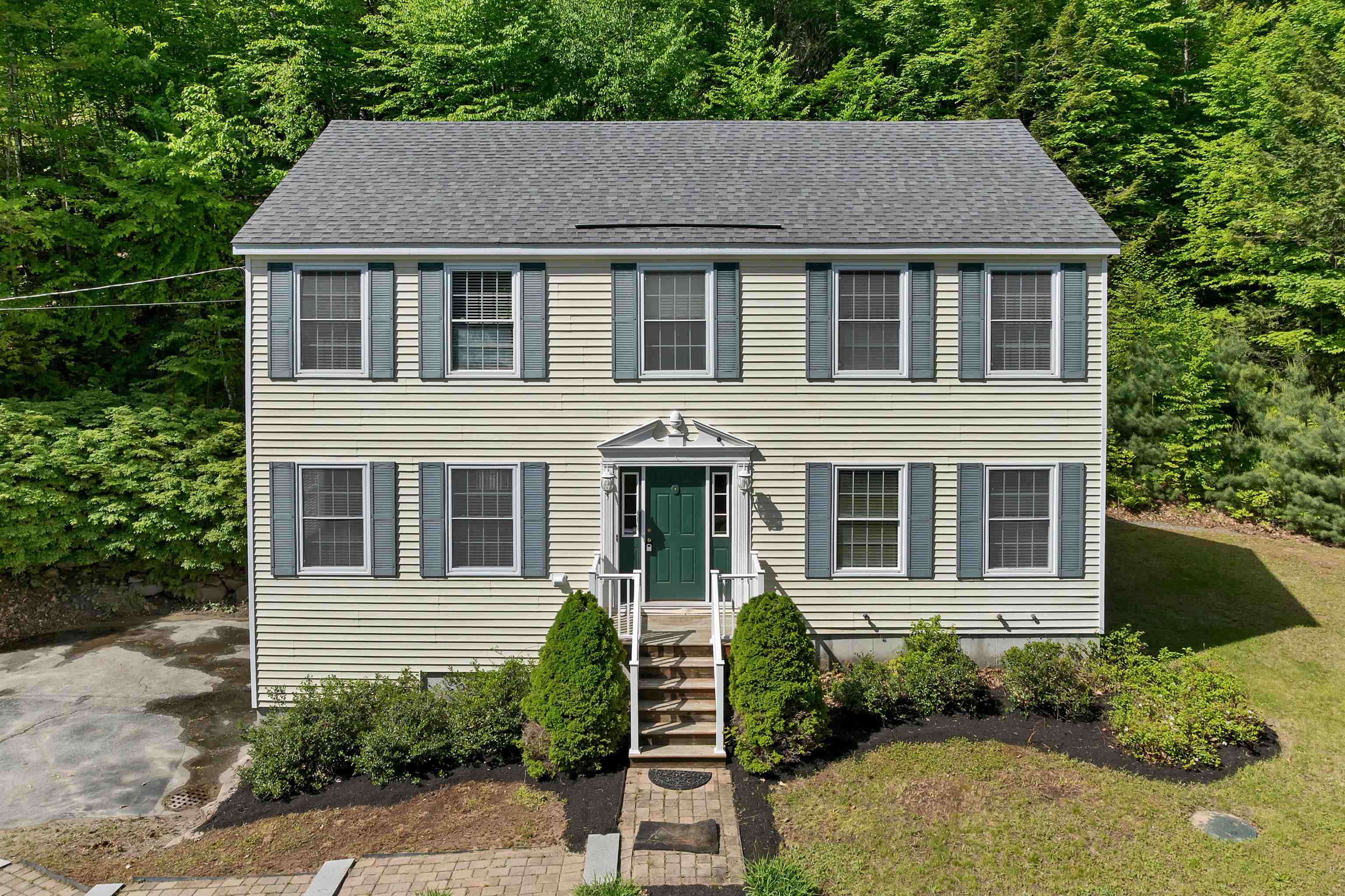 31 Cumberland Rd, Gilford, NH 03249