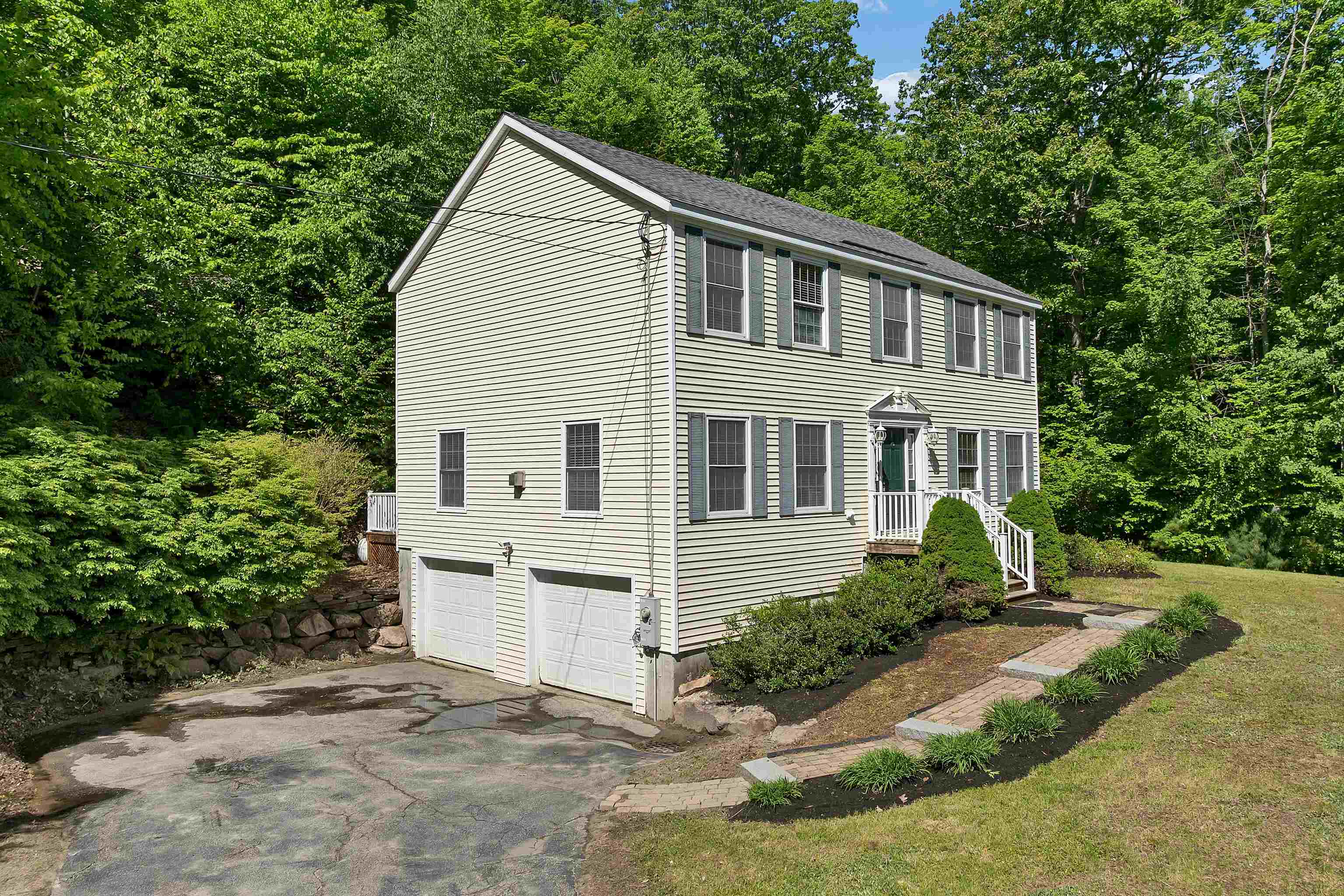 31 Cumberland Rd, Gilford, NH 03249