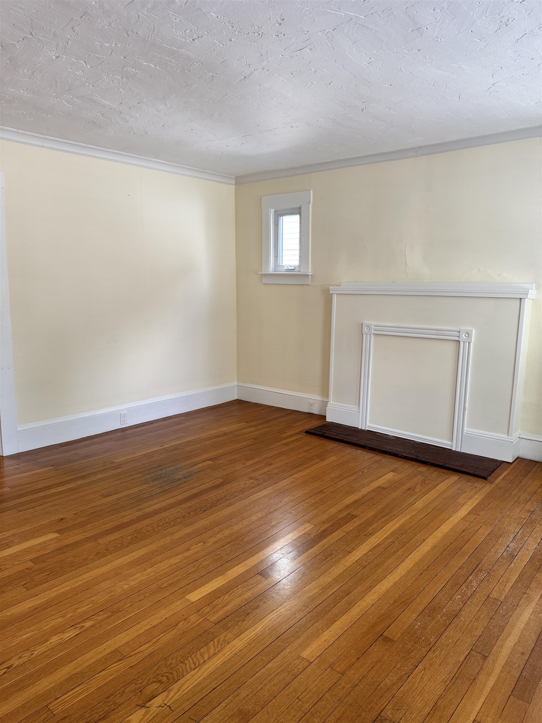 90 Centre St, Concord, NH 03301
