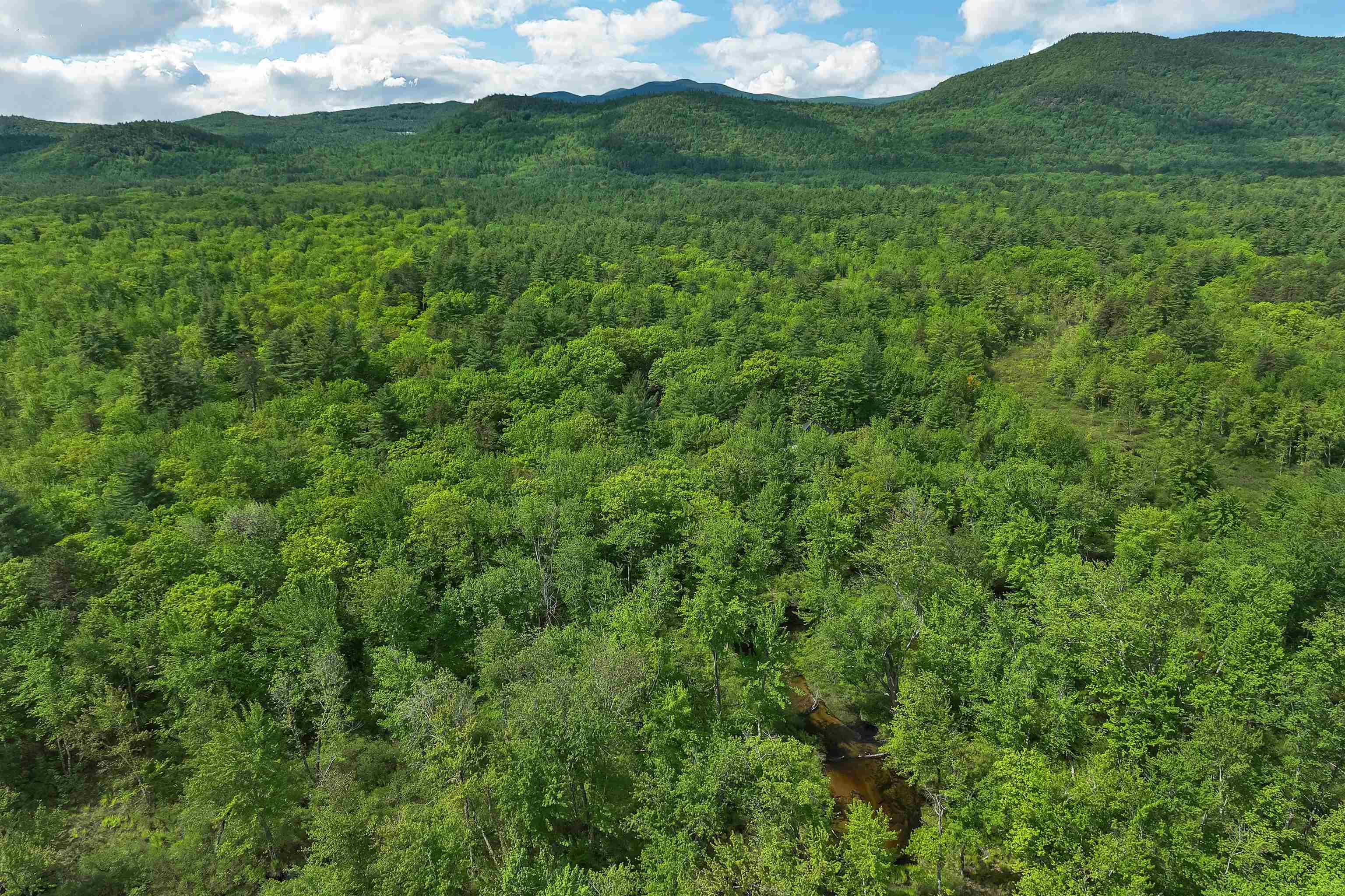 105 Nichols Rd, Ossipee, NH 03814