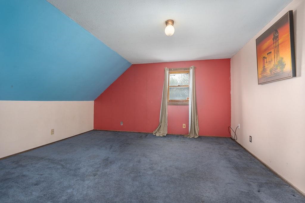 348 North Rd, Deerfield, NH 03037