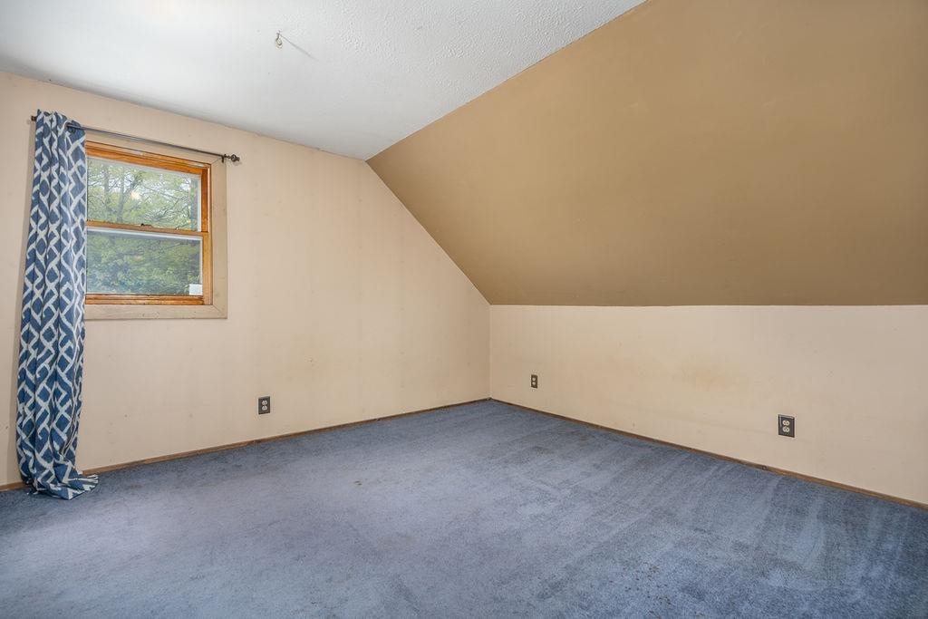 348 North Rd, Deerfield, NH 03037