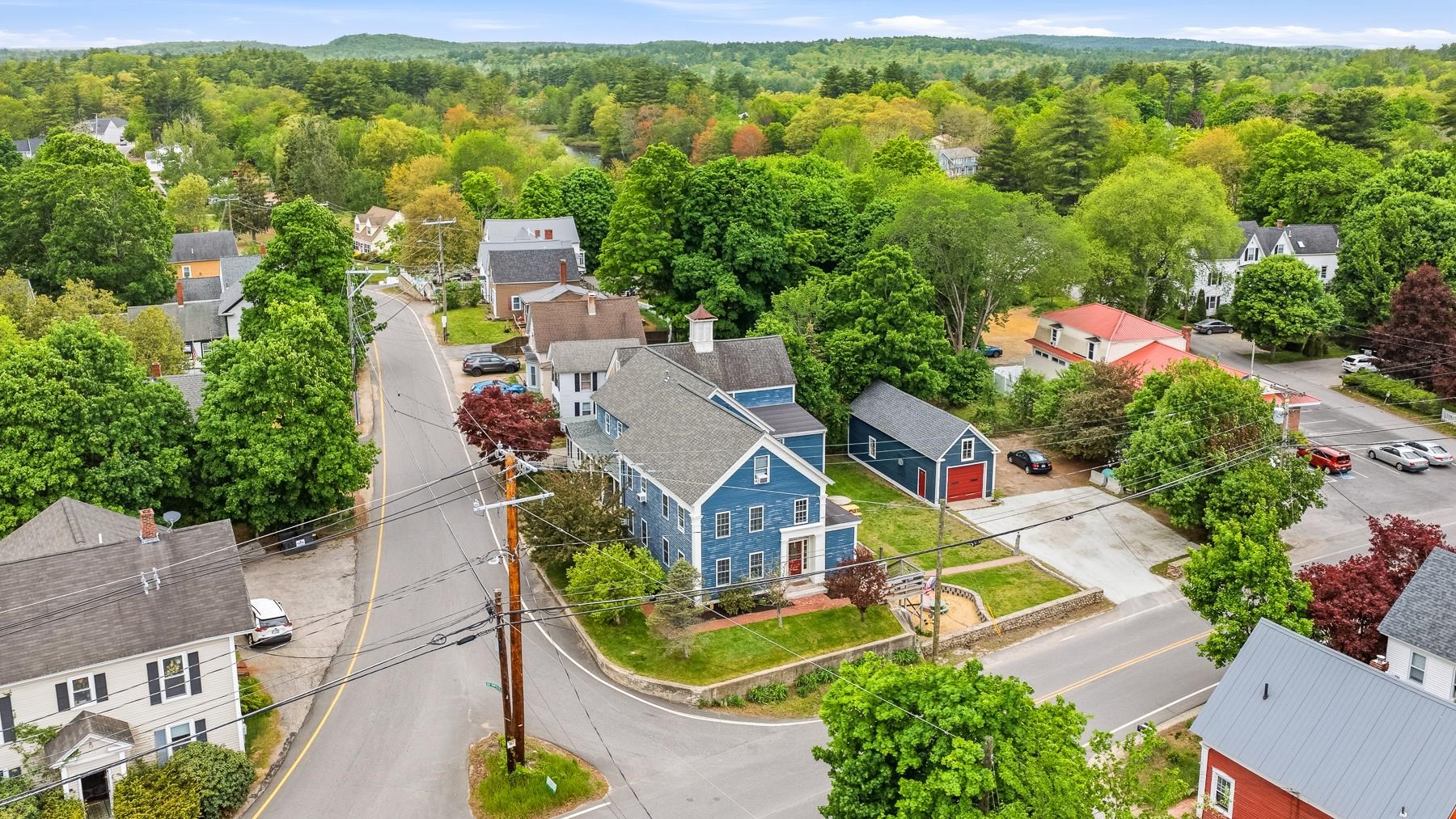1 Old Manchester Rd, Raymond, NH 03077