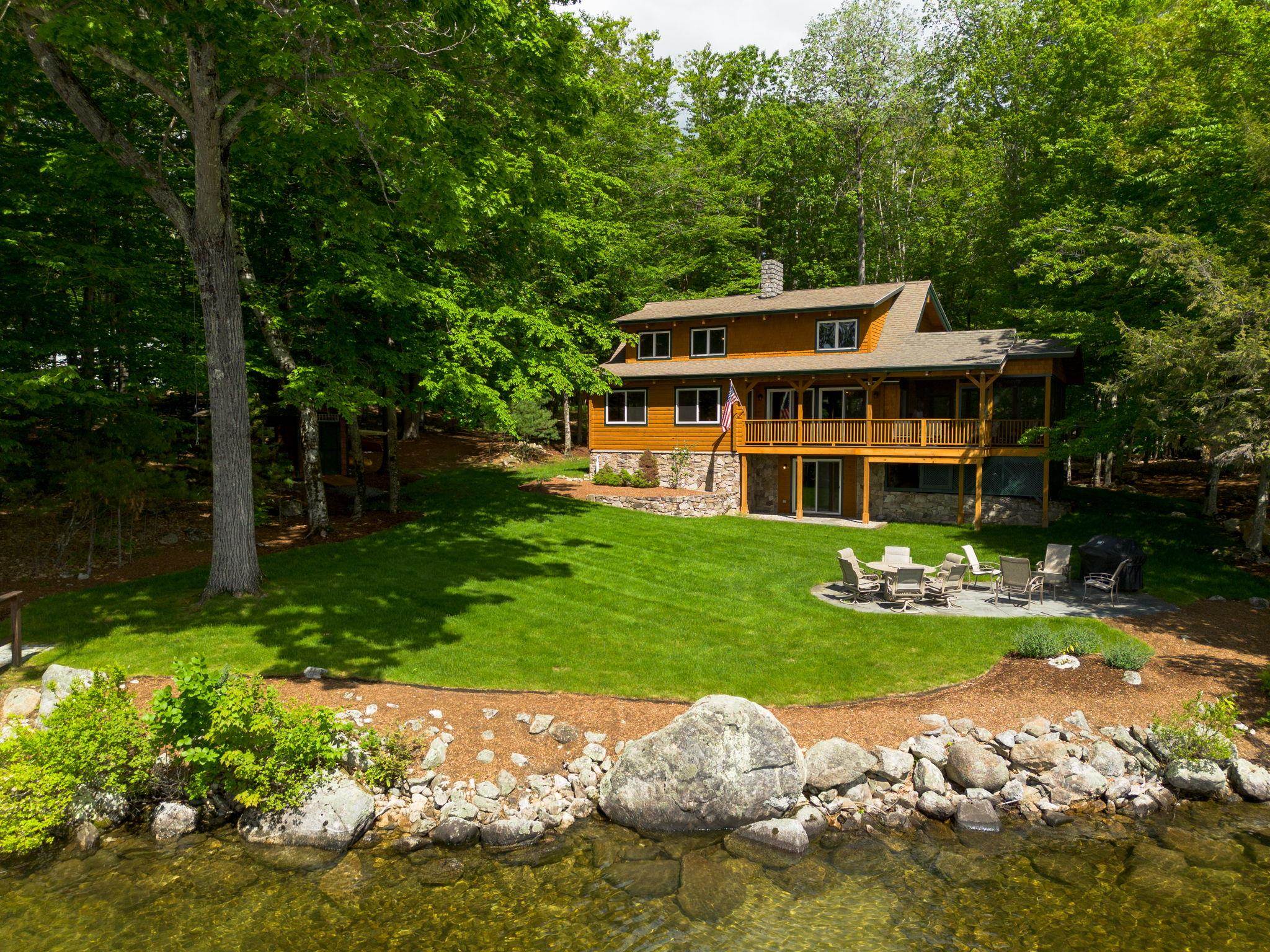 34 Mayer Rd, Moultonborough, NH 03254