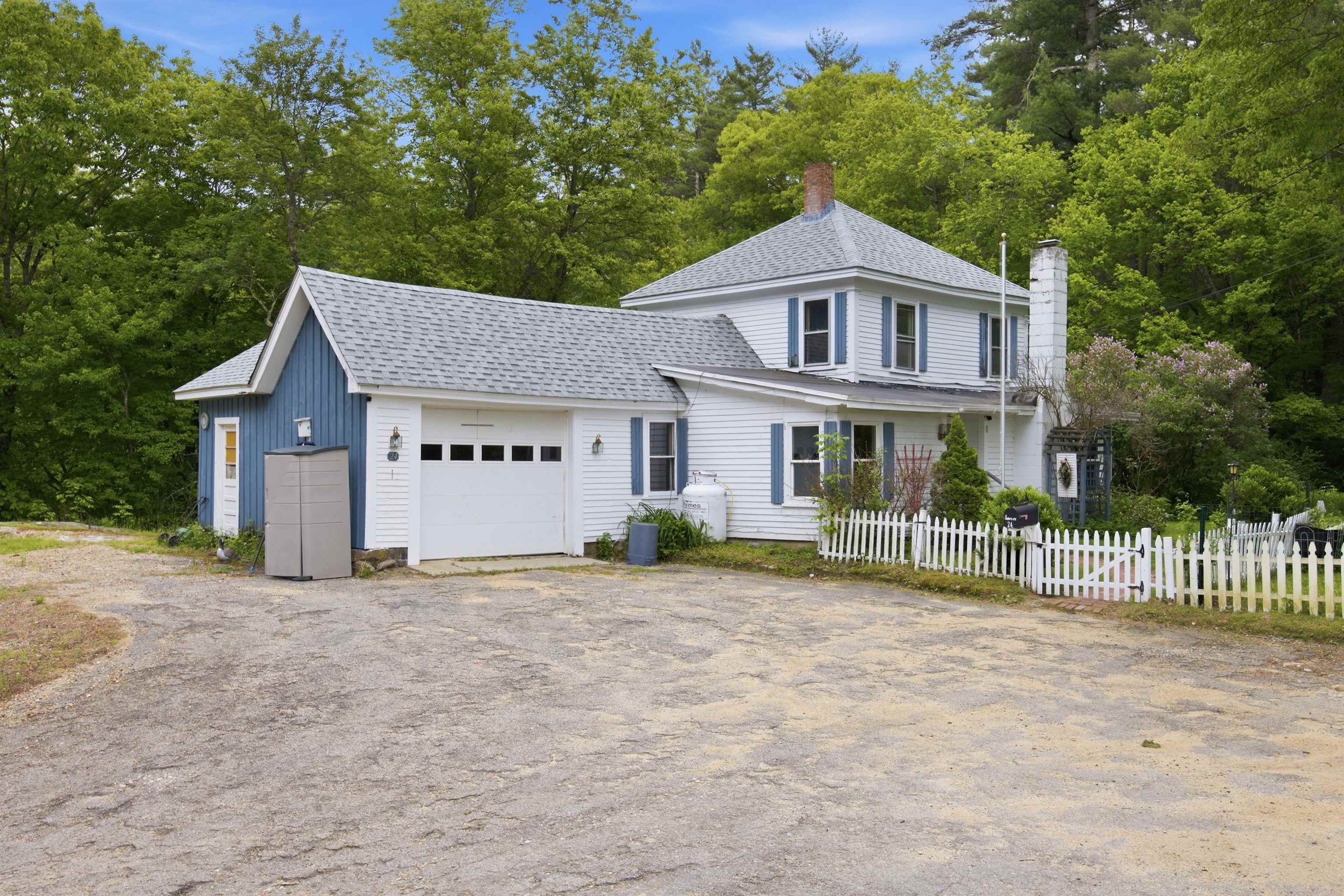 24 Sand Hill Rd, Hill, NH 03243