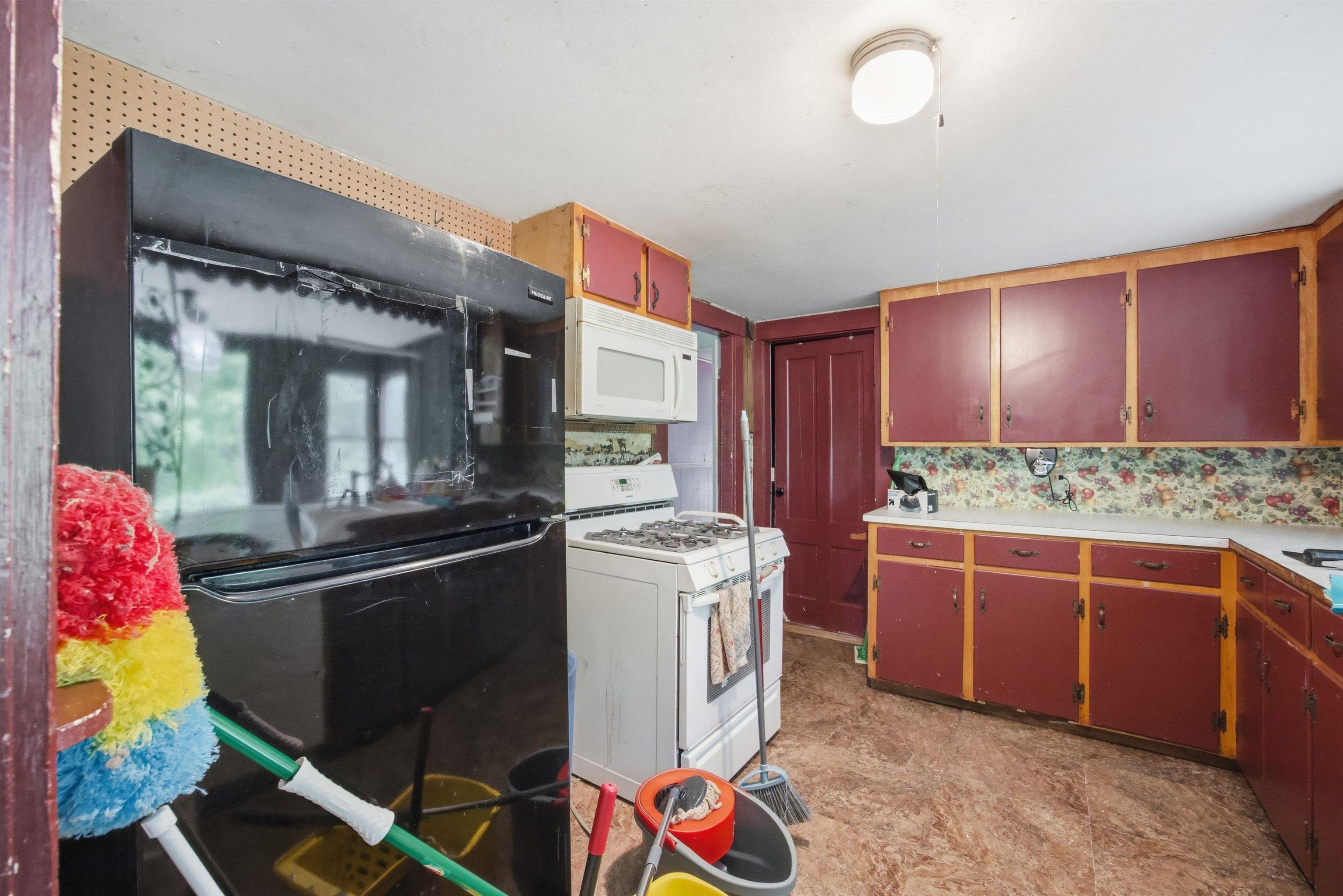 24 Sand Hill Rd, Hill, NH 03243