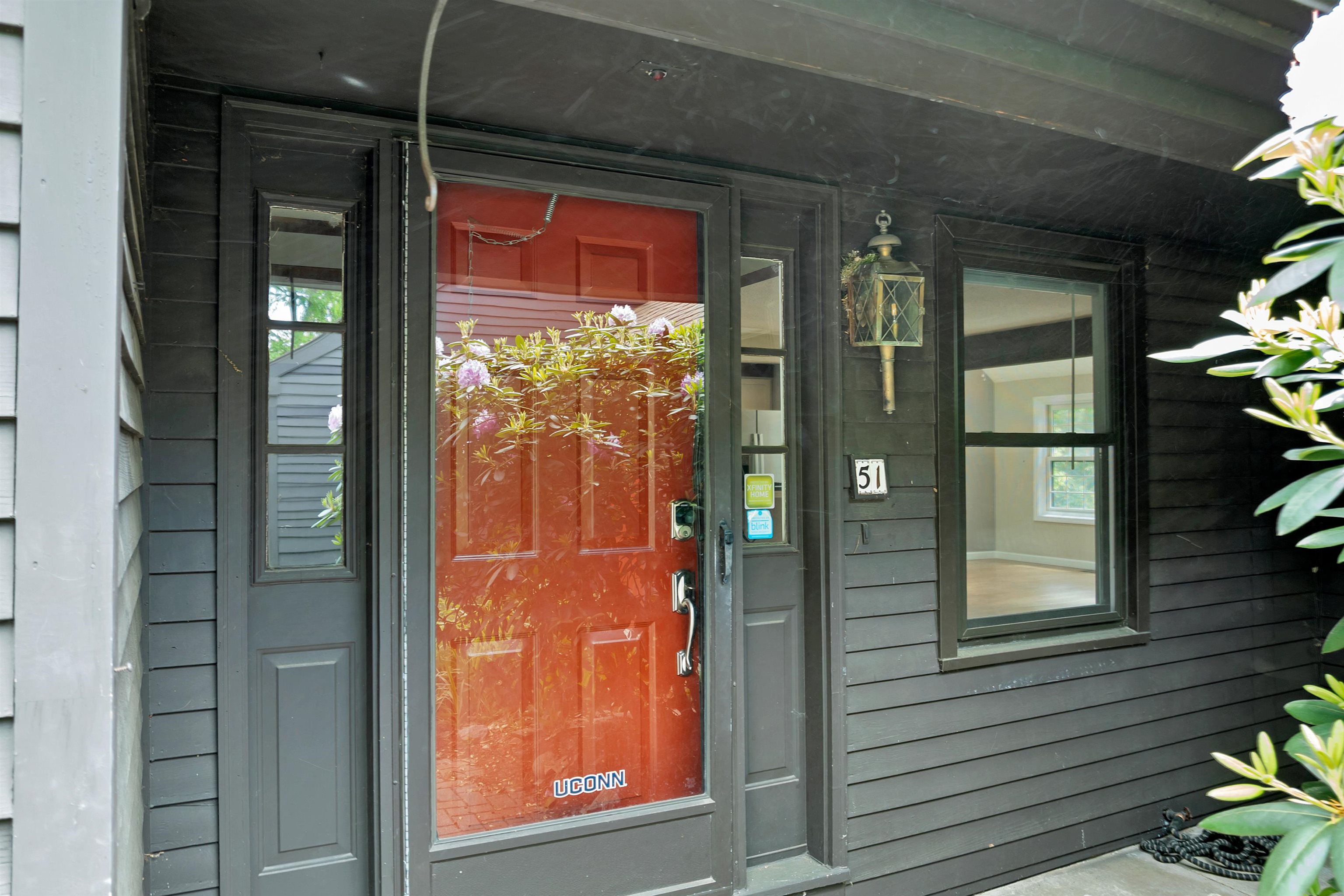 51 Stacey Cir, Windham, NH 03087