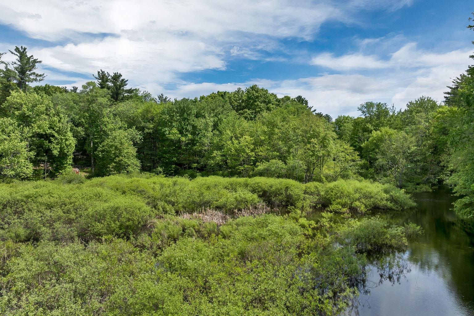 40 Sheldon Rd, Derry, NH 03038