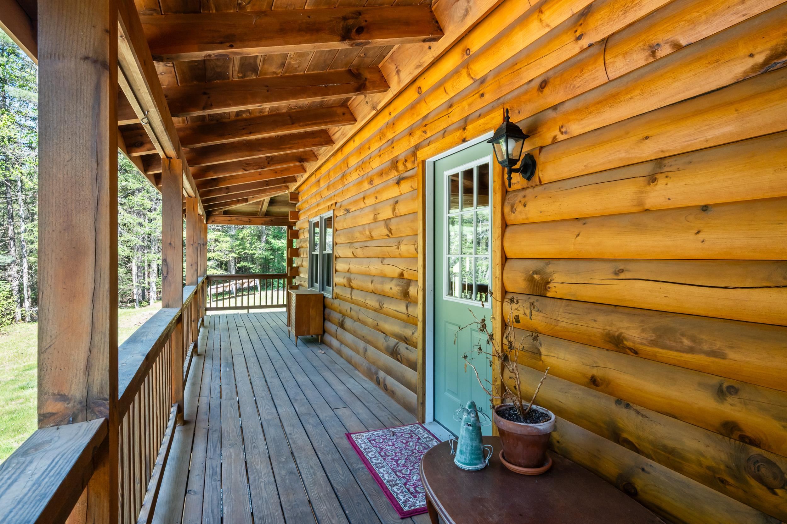 81 Pine Valley Rd, Bethlehem, NH 03574