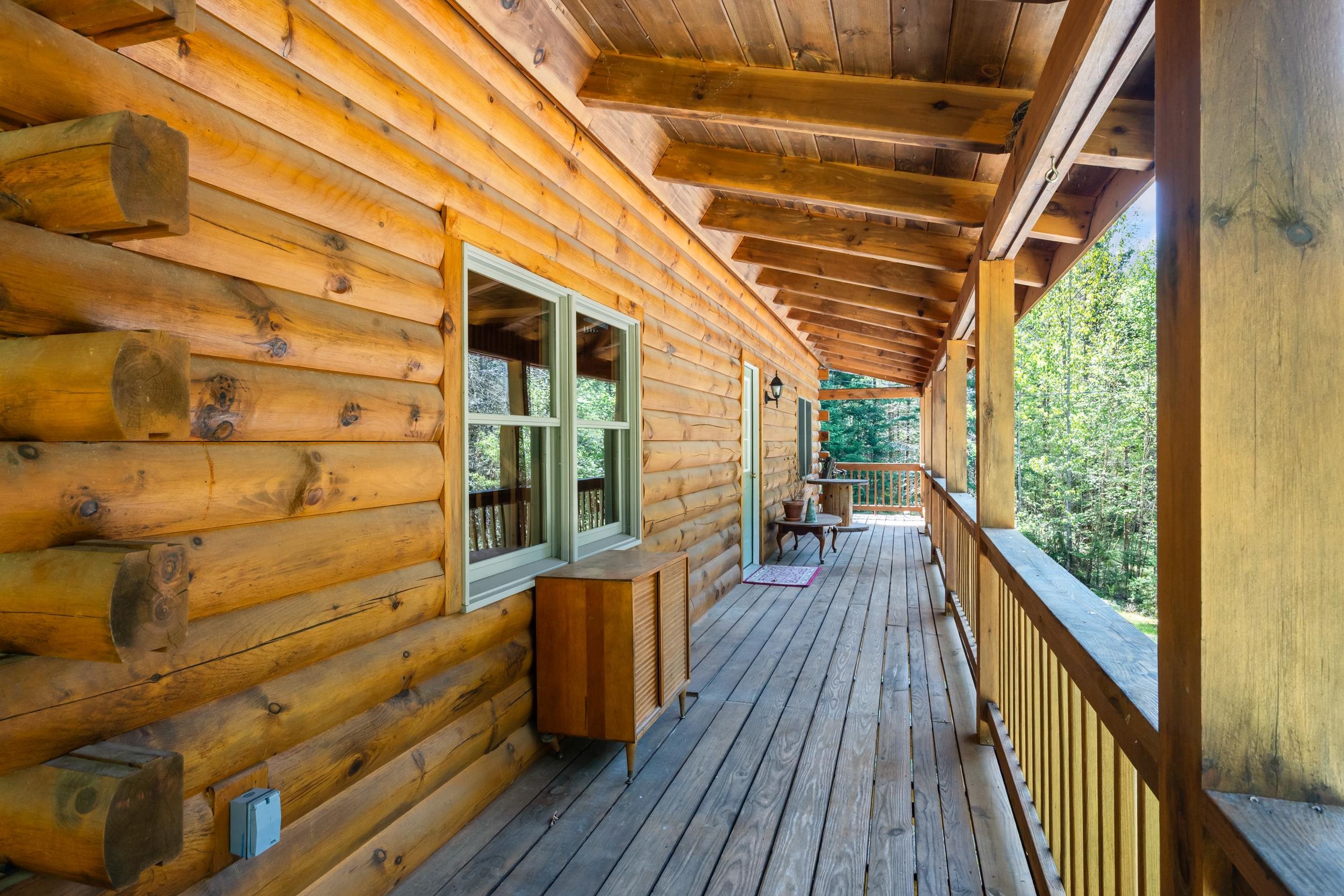 81 Pine Valley Rd, Bethlehem, NH 03574