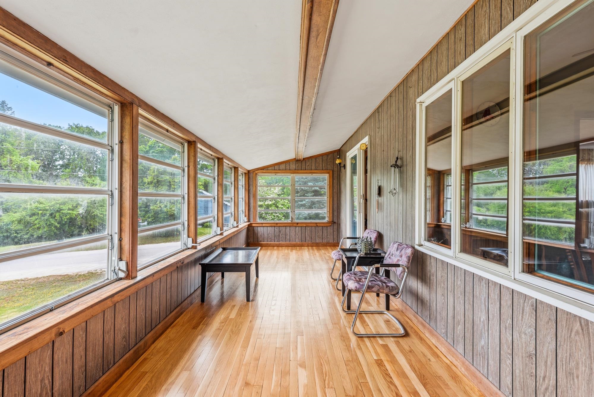 2 Parker Dr, Hudson, NH 03051
