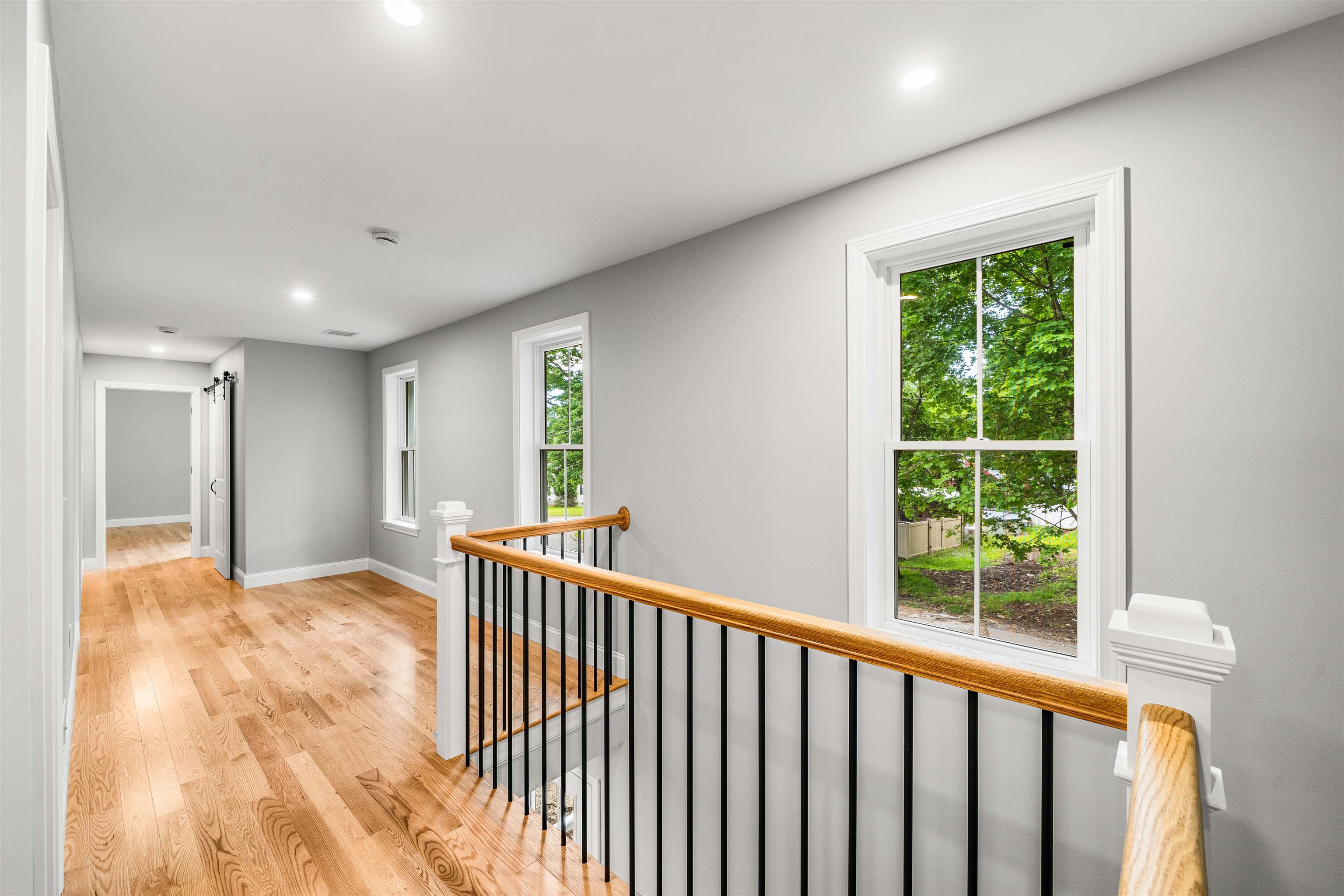 5 Daniel St, Somersworth, NH 03878