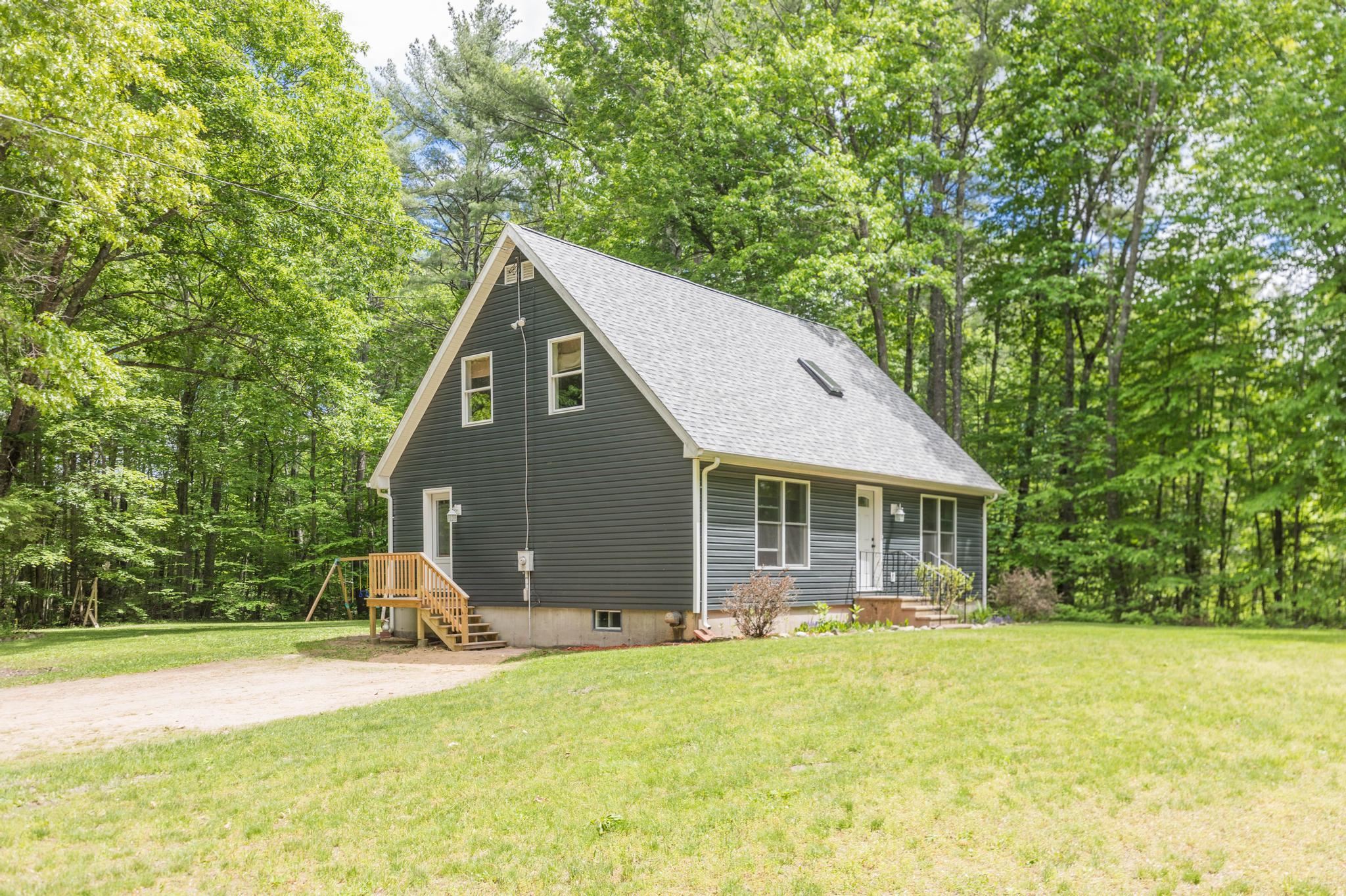 19 Glenn Hill Rd, Dover, NH 03820