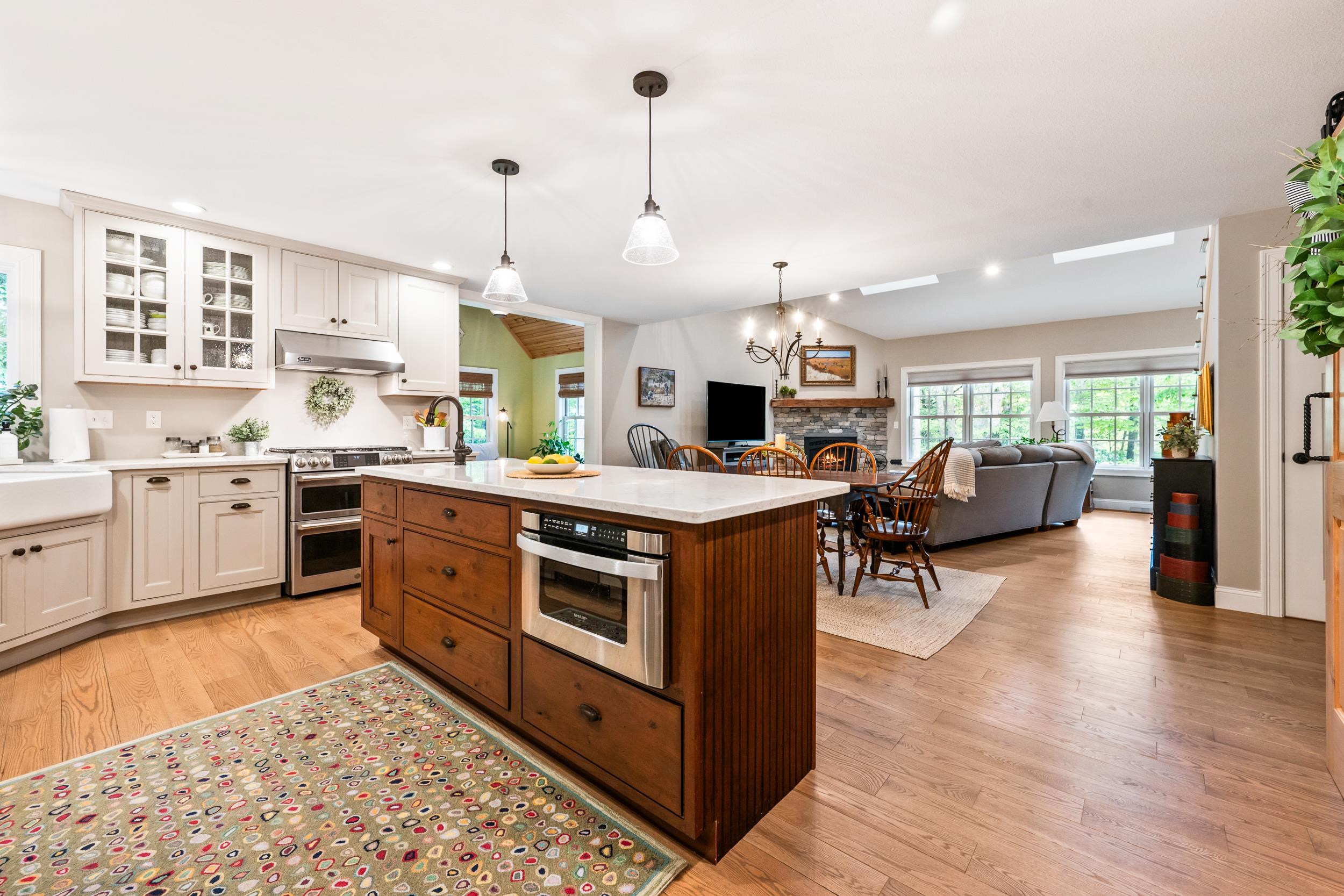 169 Poliquin Dr, Conway, NH 03818