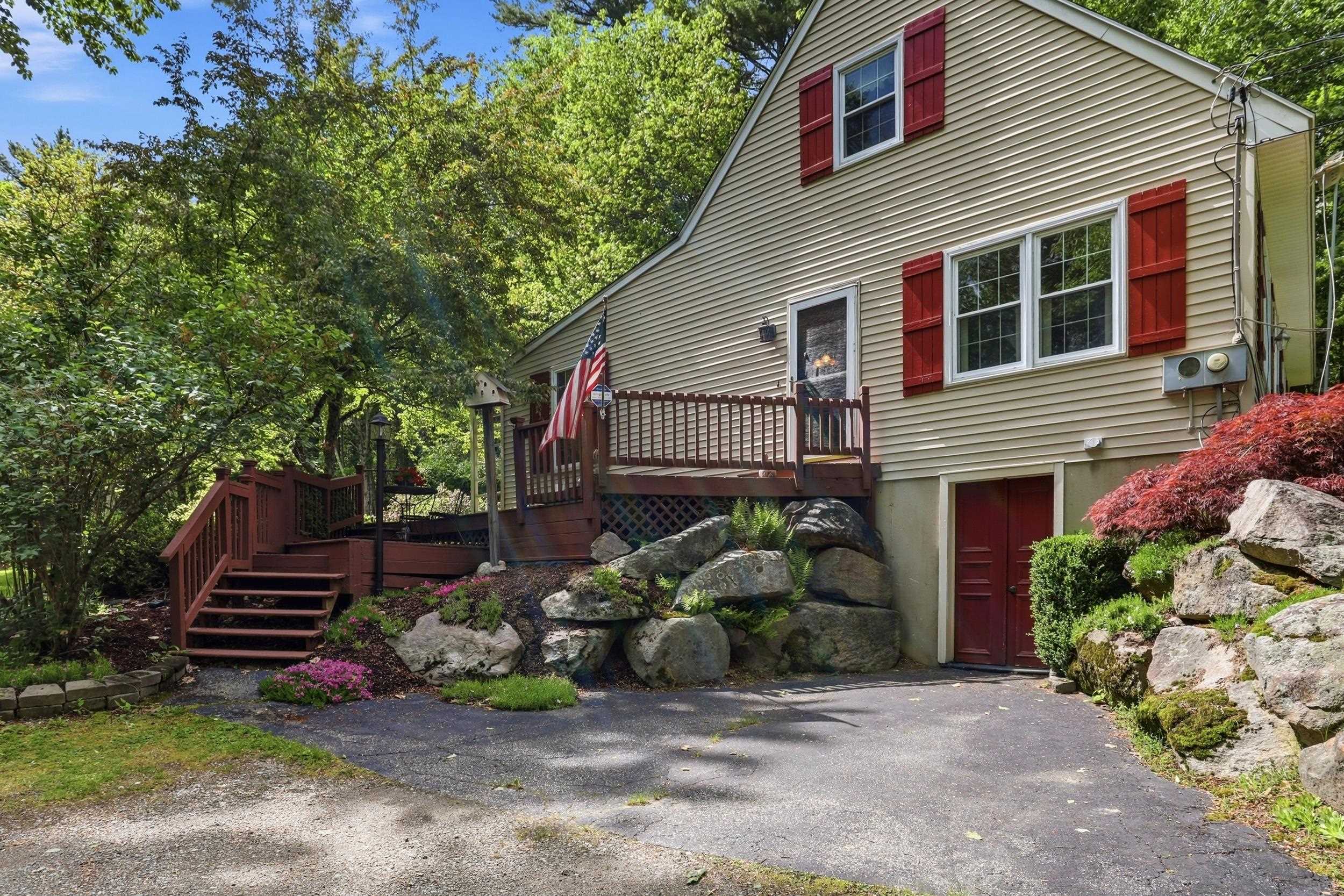 110 Podunk Rd, Candia, NH 03034