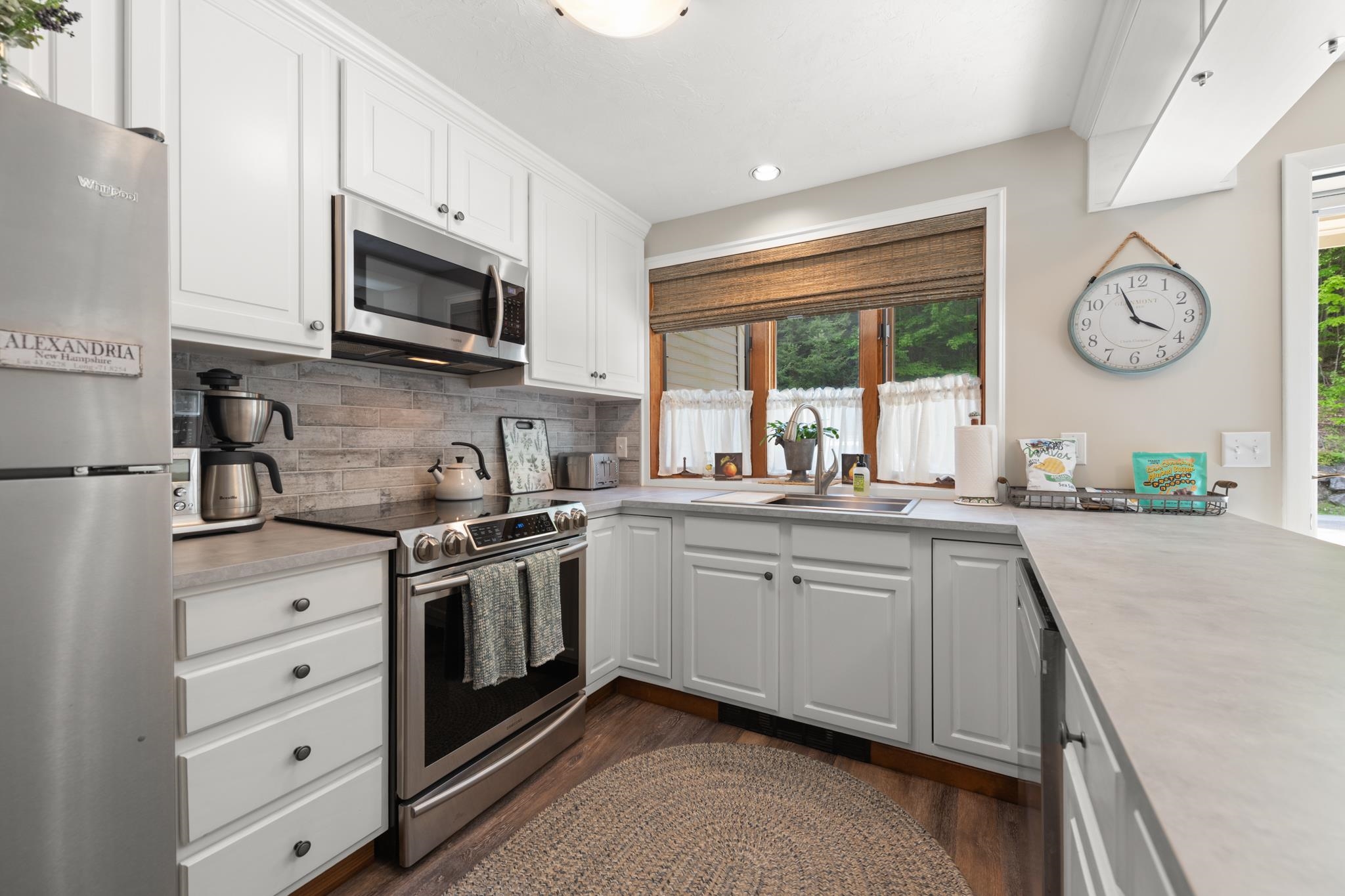 21 Village West Dr #15, Alexandria, NH 03222